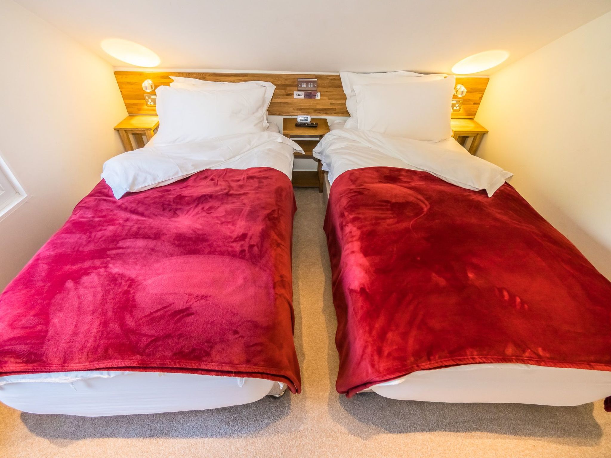 Schönes Ferienhaus in Hastings mit Whirlpool, Terrasse und Garten-Binnen