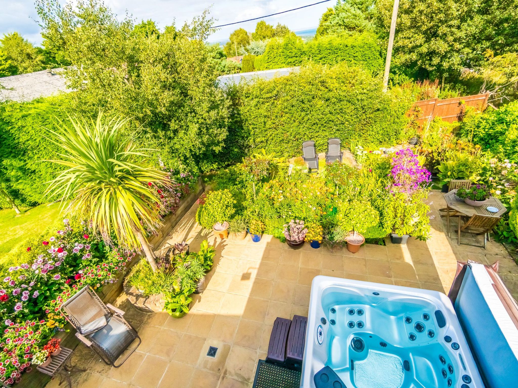 Schönes Ferienhaus in Hastings mit Whirlpool, Terrasse und Garten-Binnen