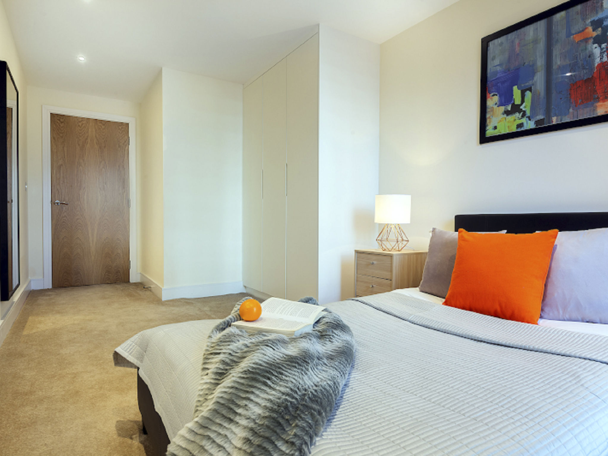 Modern 2-slaapkamer appartement in Canary Wharf, vlakbij het centrum - foto 9