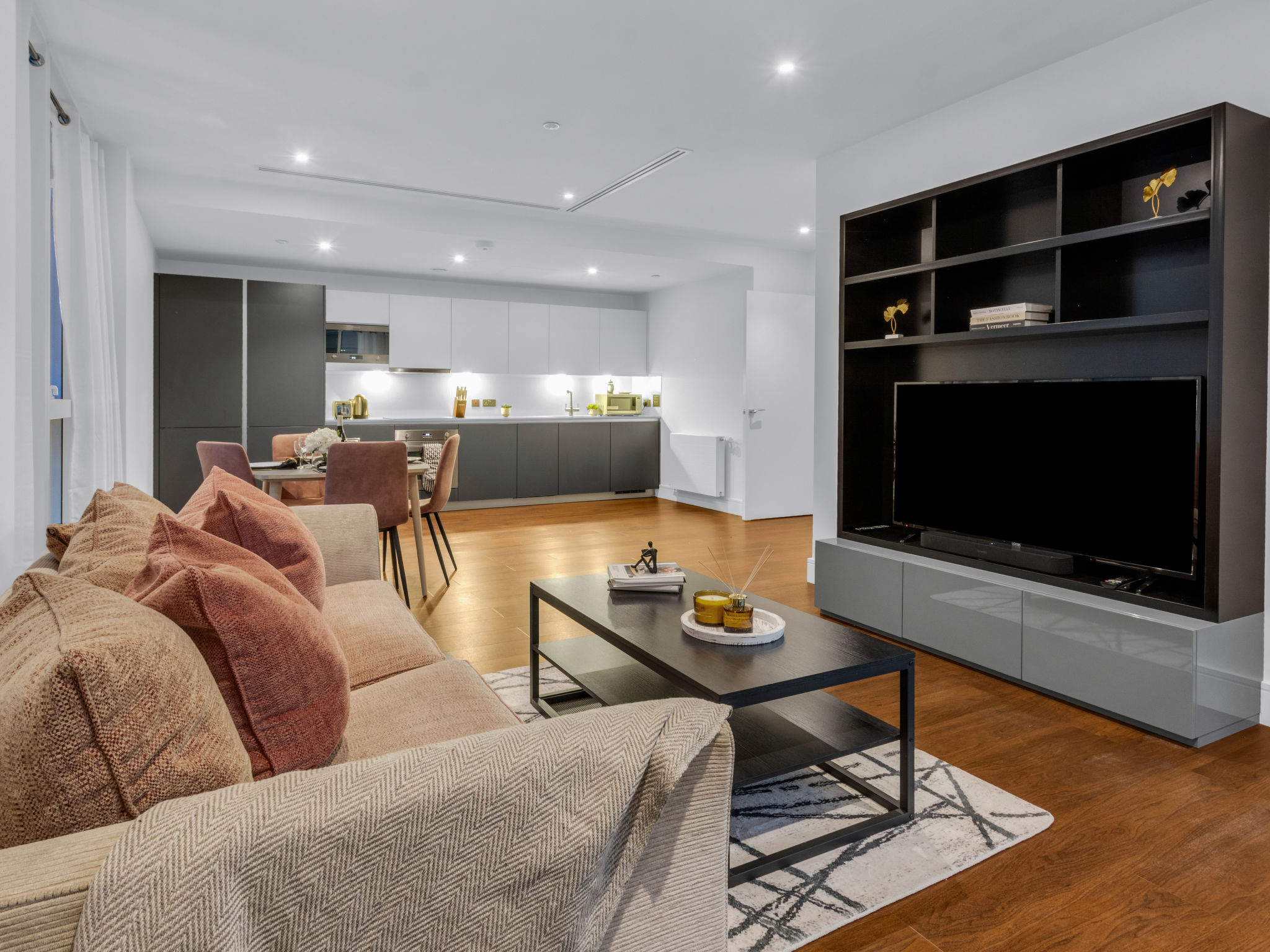 Canary Heights 2bed