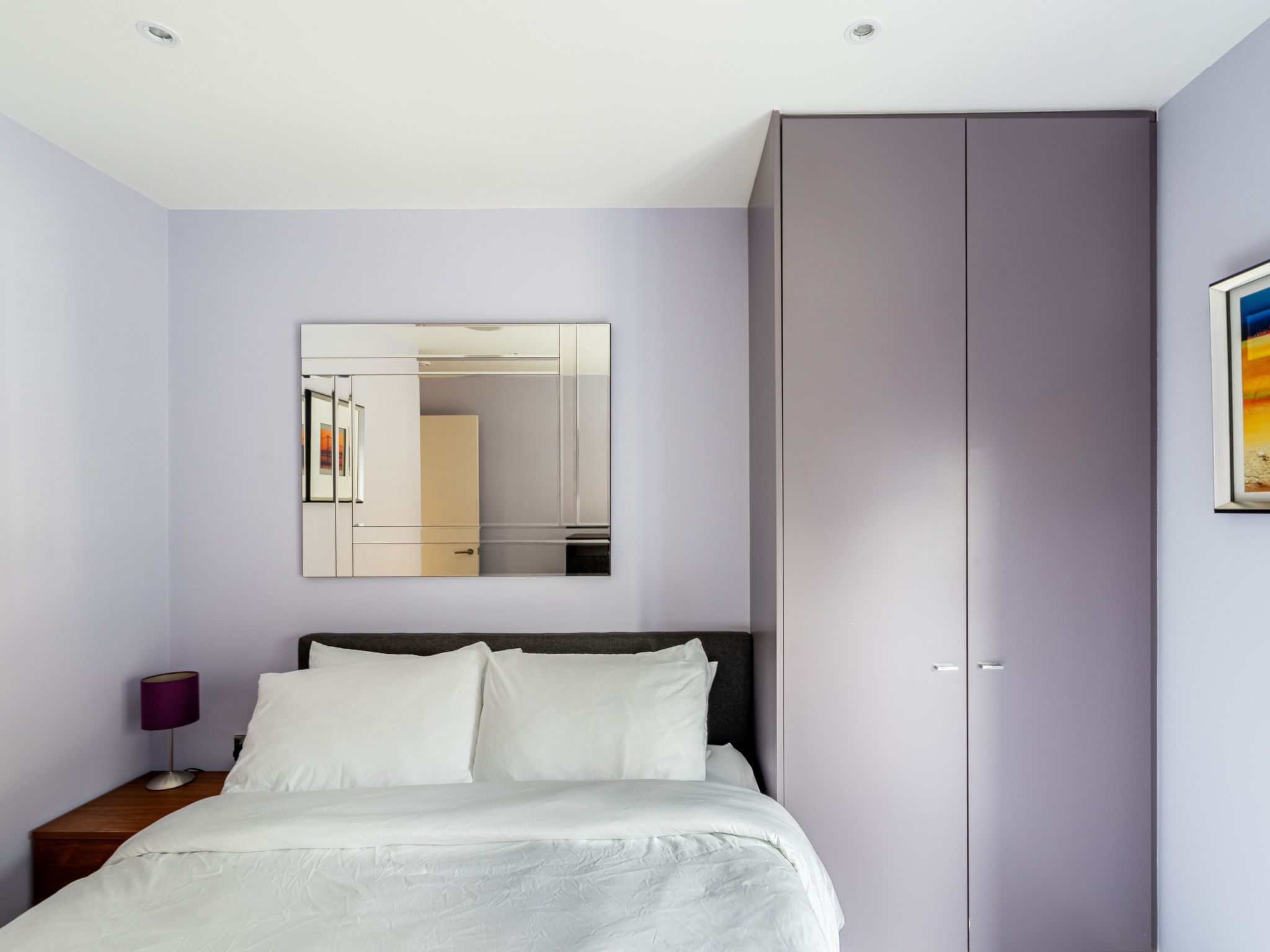 Moderne und stilvolle Wohnung mit eigenem Bad in der Nähe von Notting Hill und-Binnen