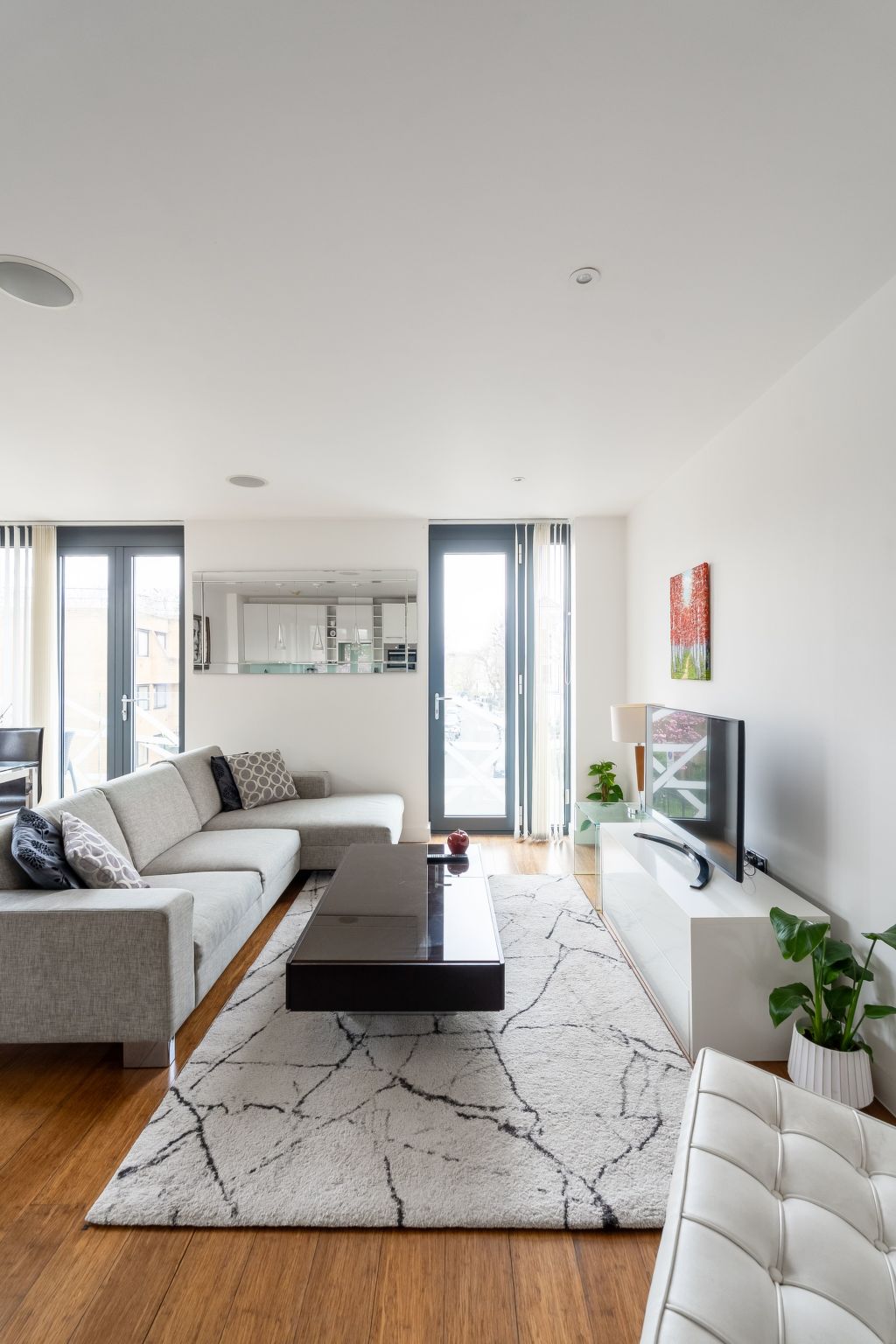 Luxuriöse 2-Bett-Wohnung im Hotelstil in Notting Hill-Binnen