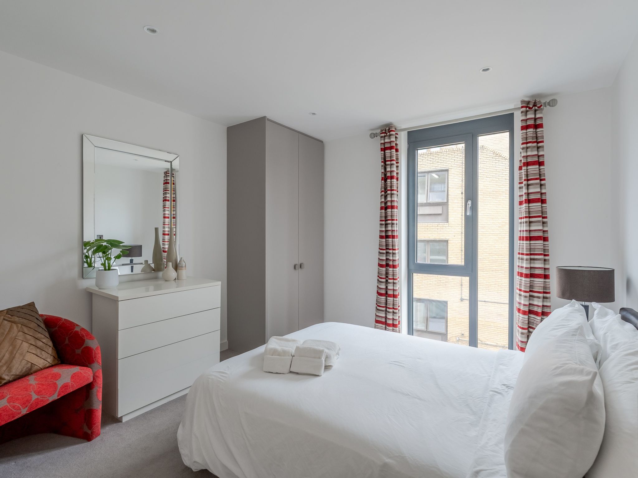 Luxuriöse 2-Bett-Wohnung im Hotelstil in Notting Hill-Binnen