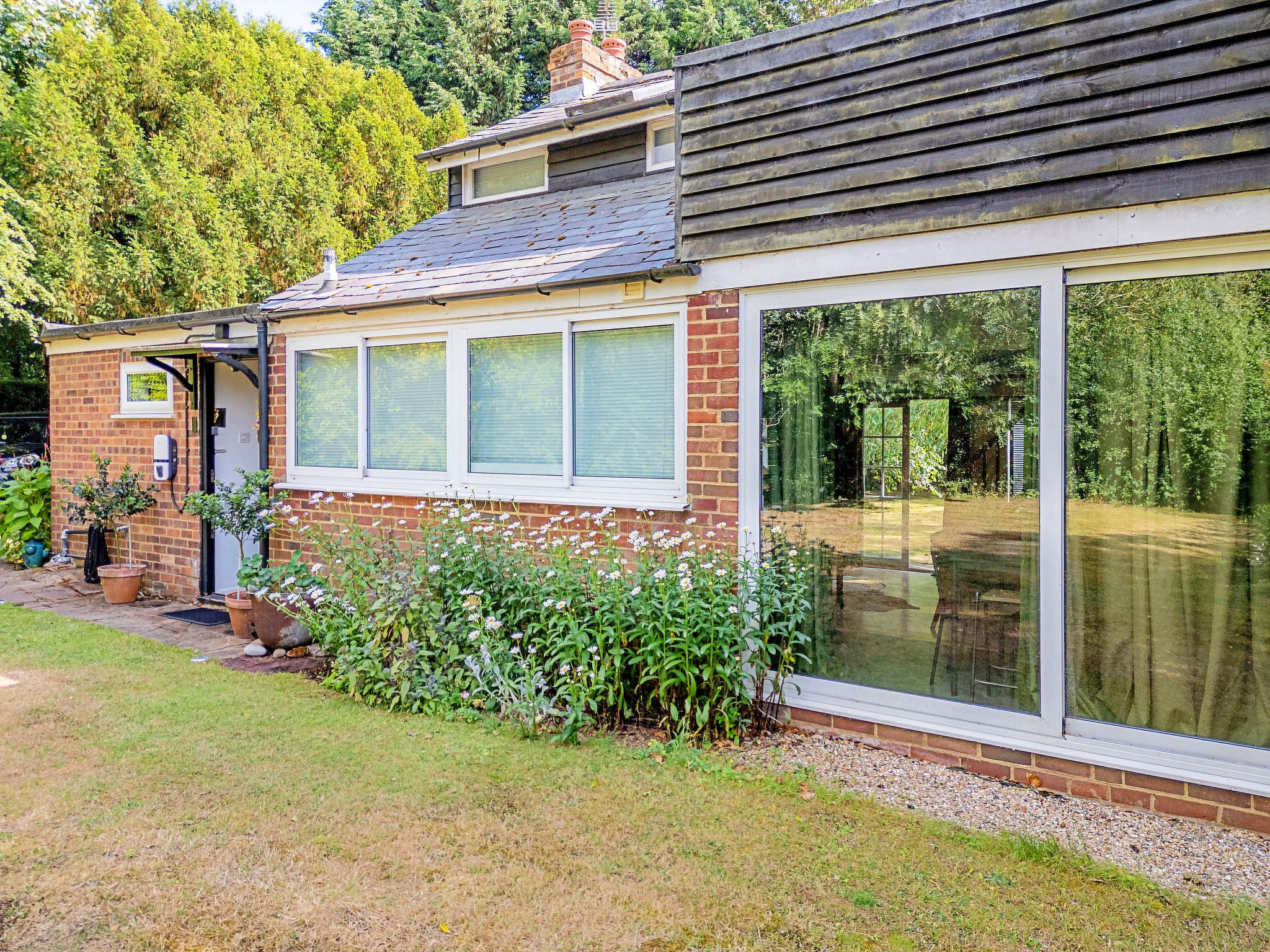 Hollybush Studio - Buiten