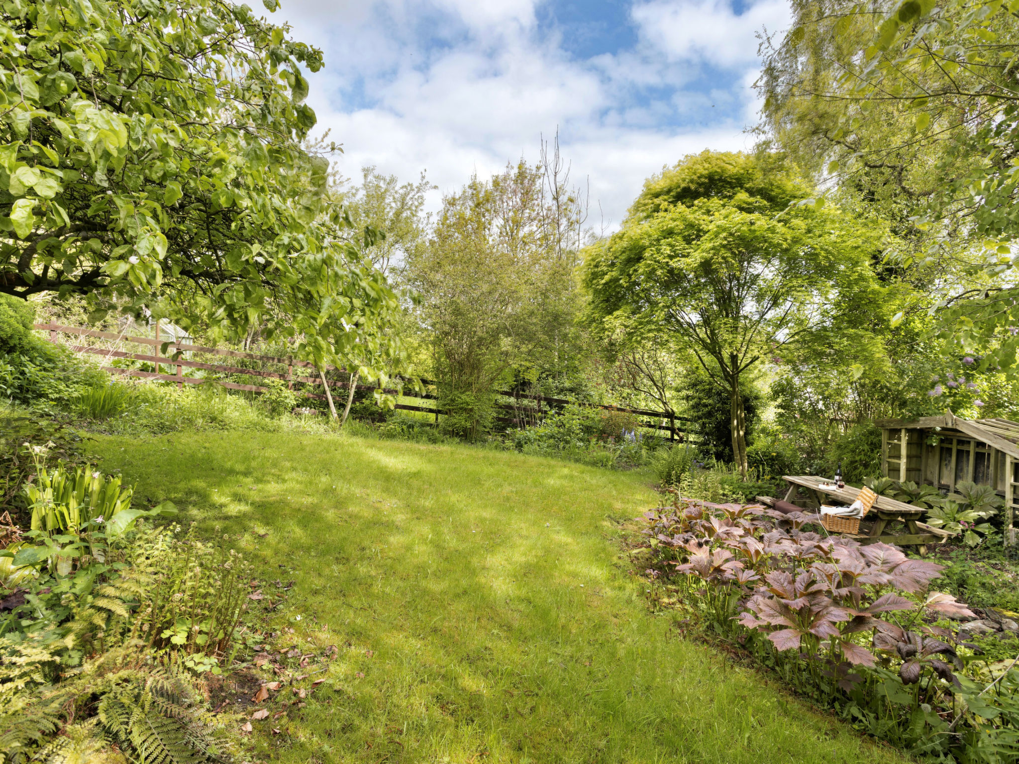 Bourne Edge - Buiten