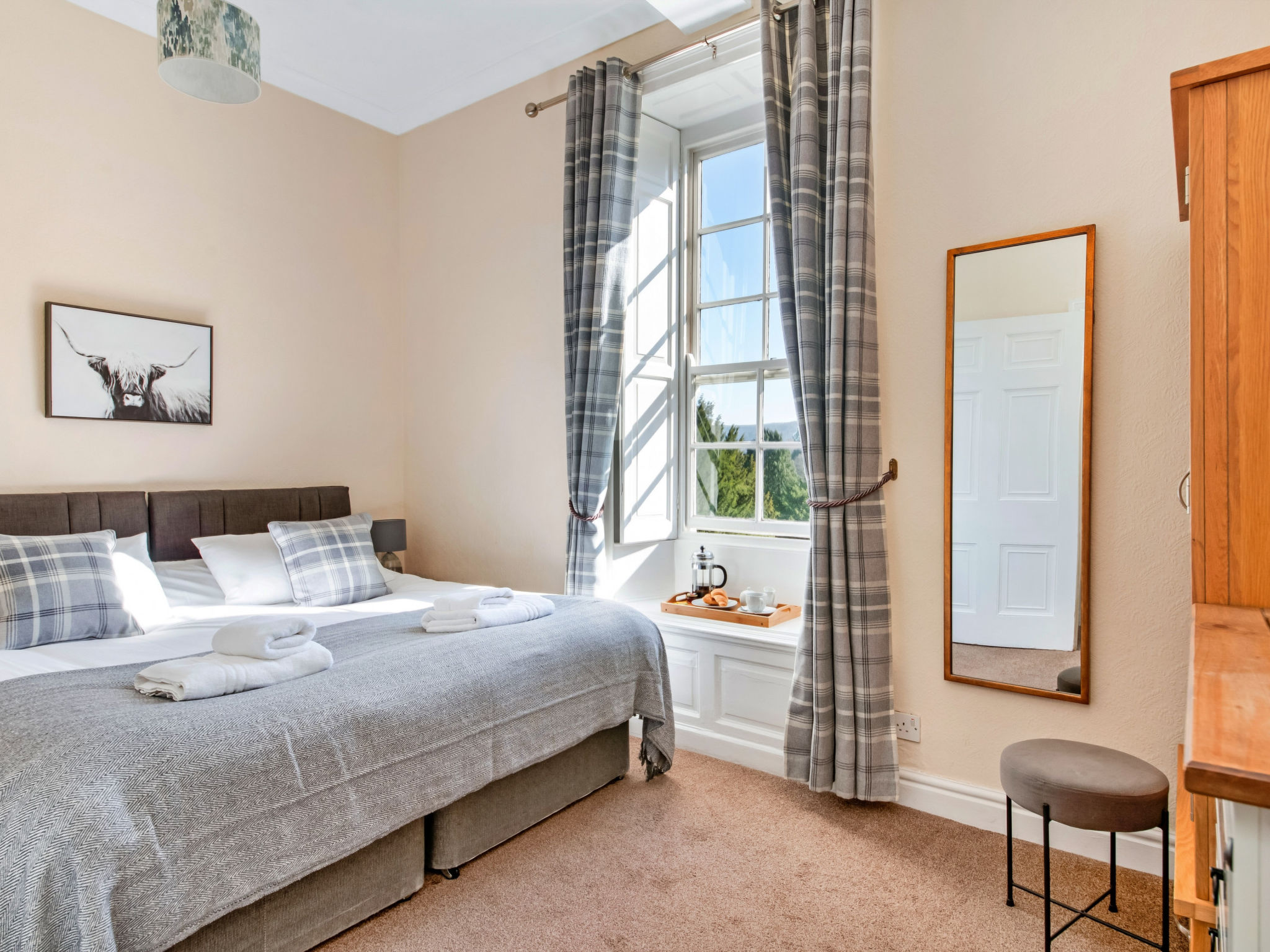 Sutton Hall Apt-Binnen