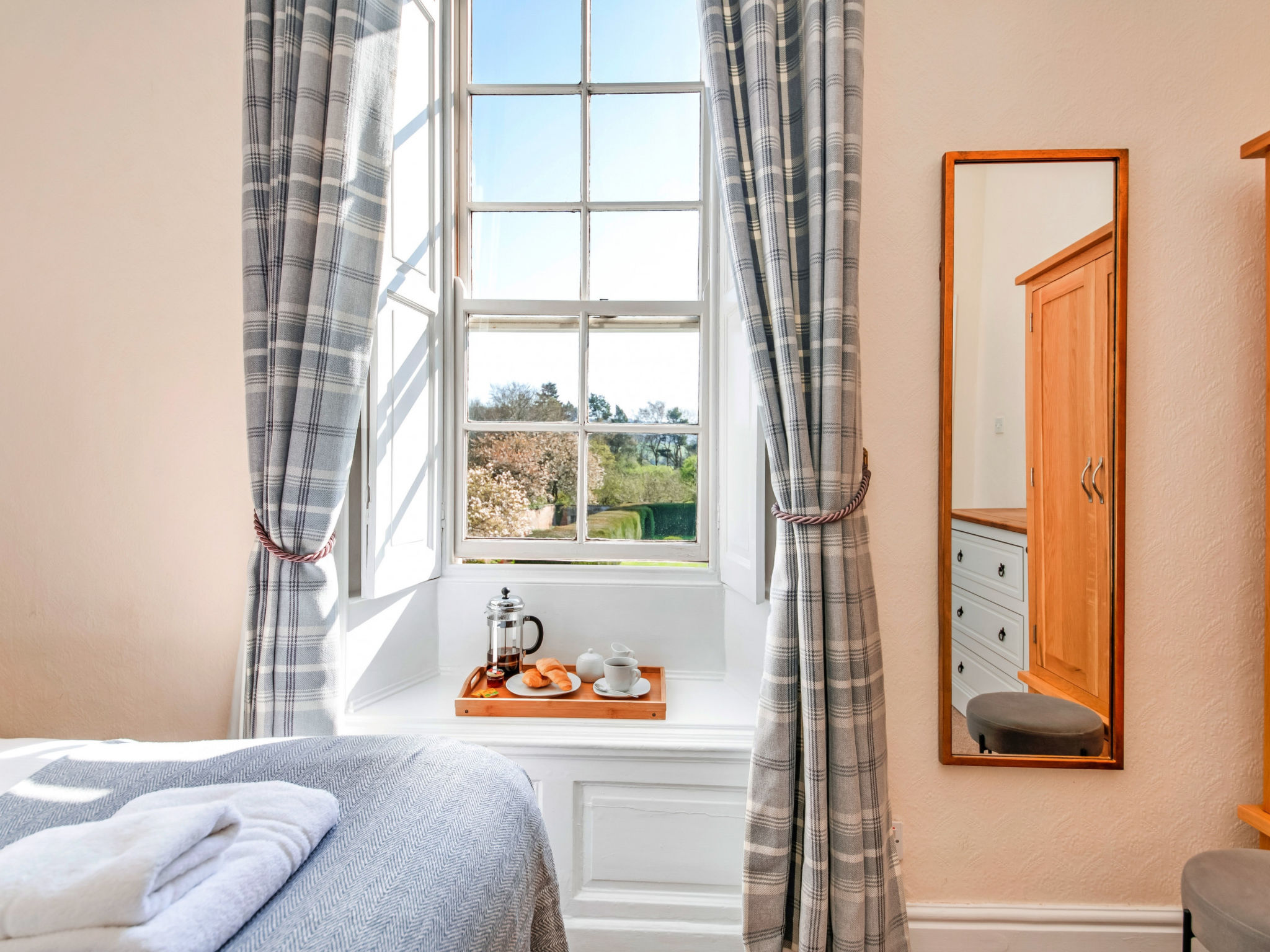 Sutton Hall Apt-Binnen