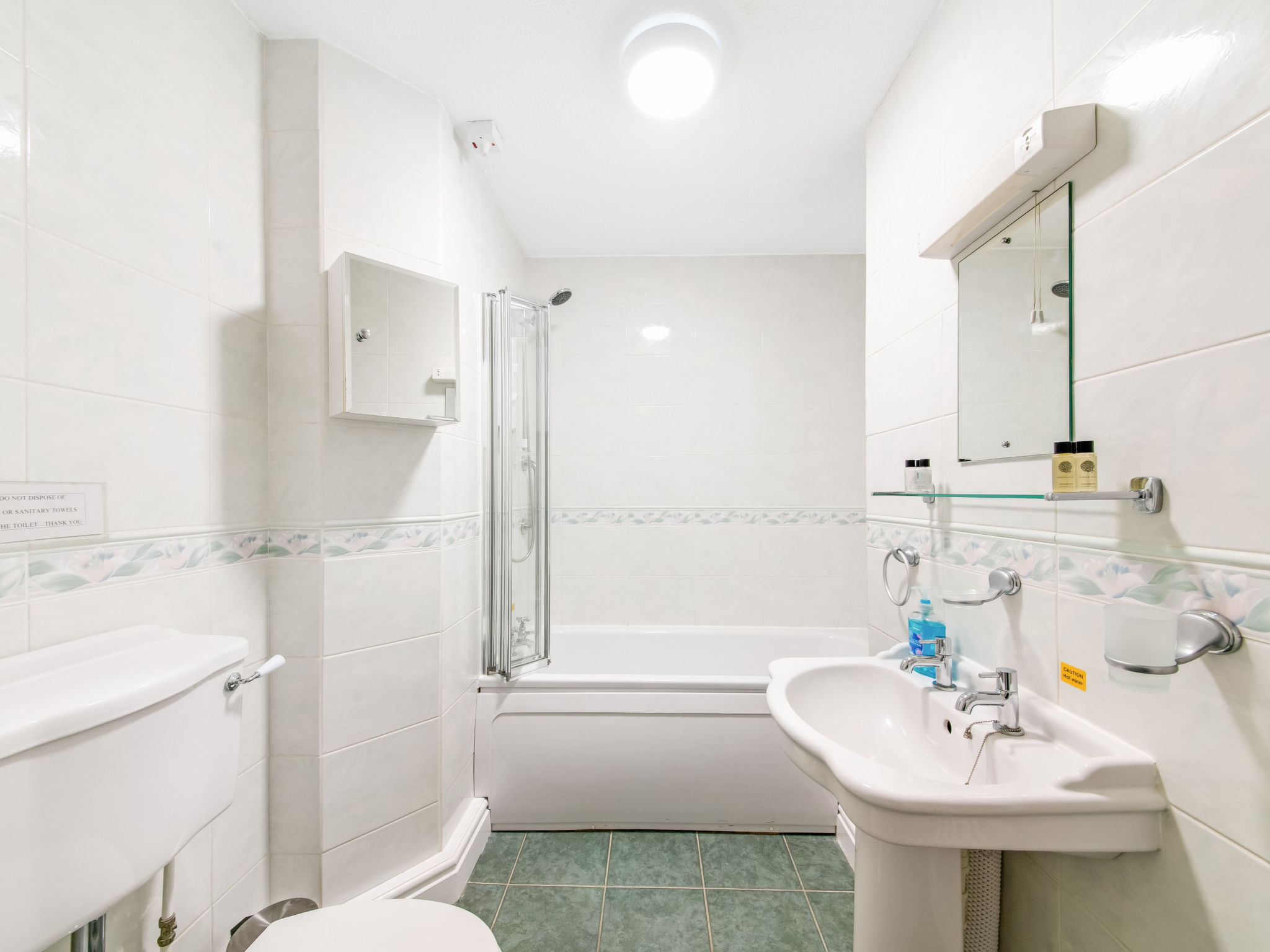Sutton Hall Apt-Binnen