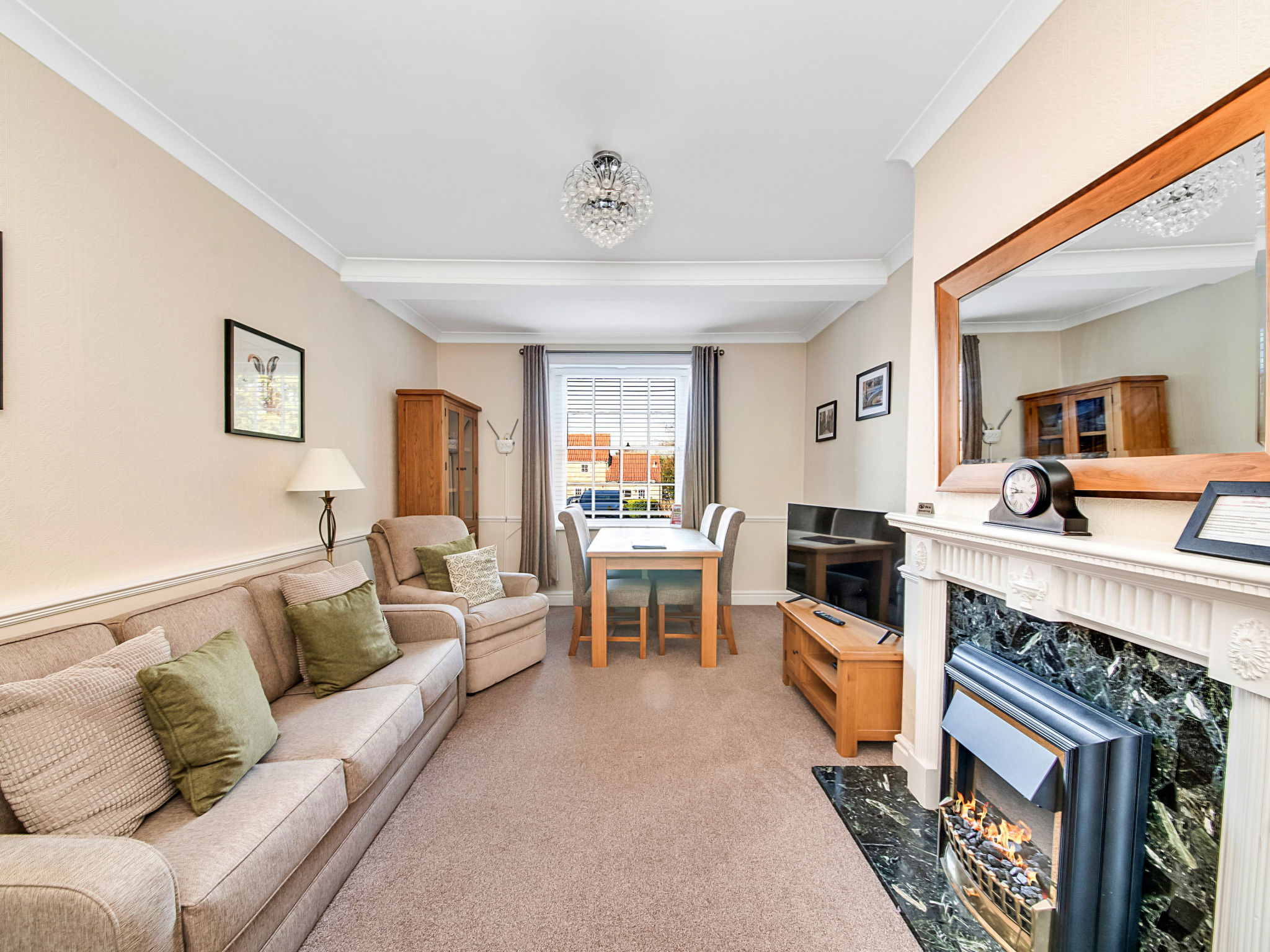 Kilburn Hall Apt