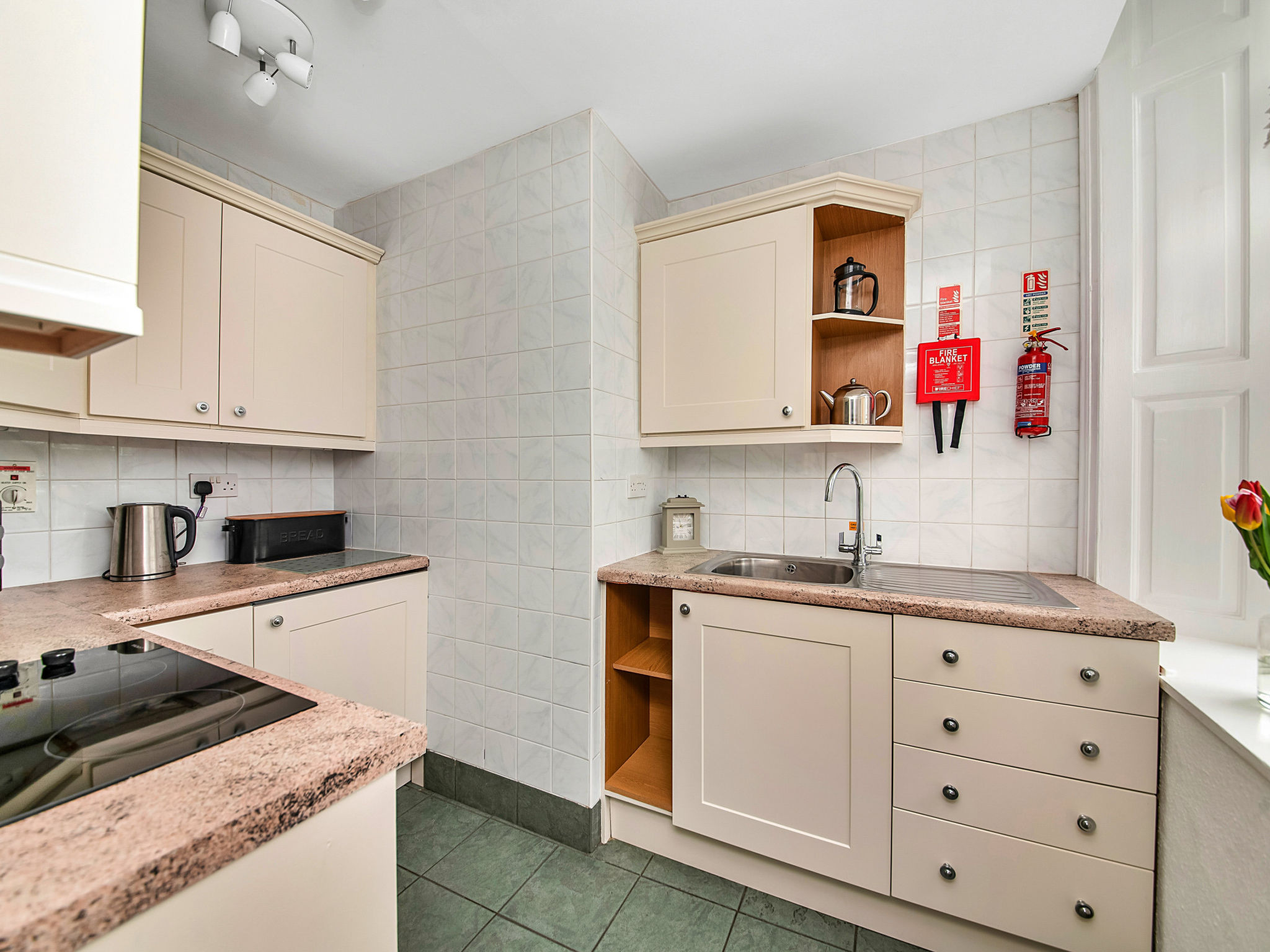 York Hall Apt-Binnen