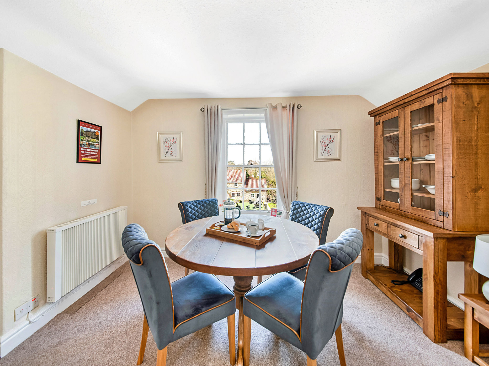 Pennine Hall Apt-Binnen