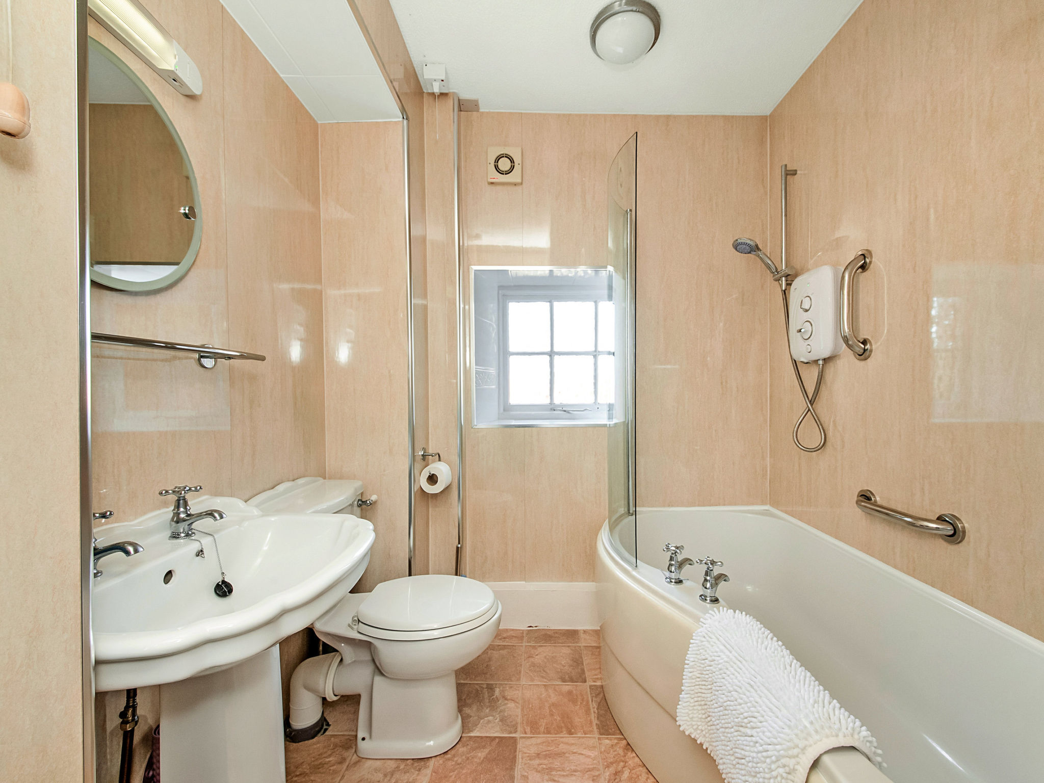 Pennine Hall Apt-Binnen