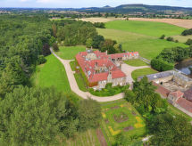 Romantisch verblijf in de Gun Room van Ingleby Manor, Great Ayton - thumbnail 1
