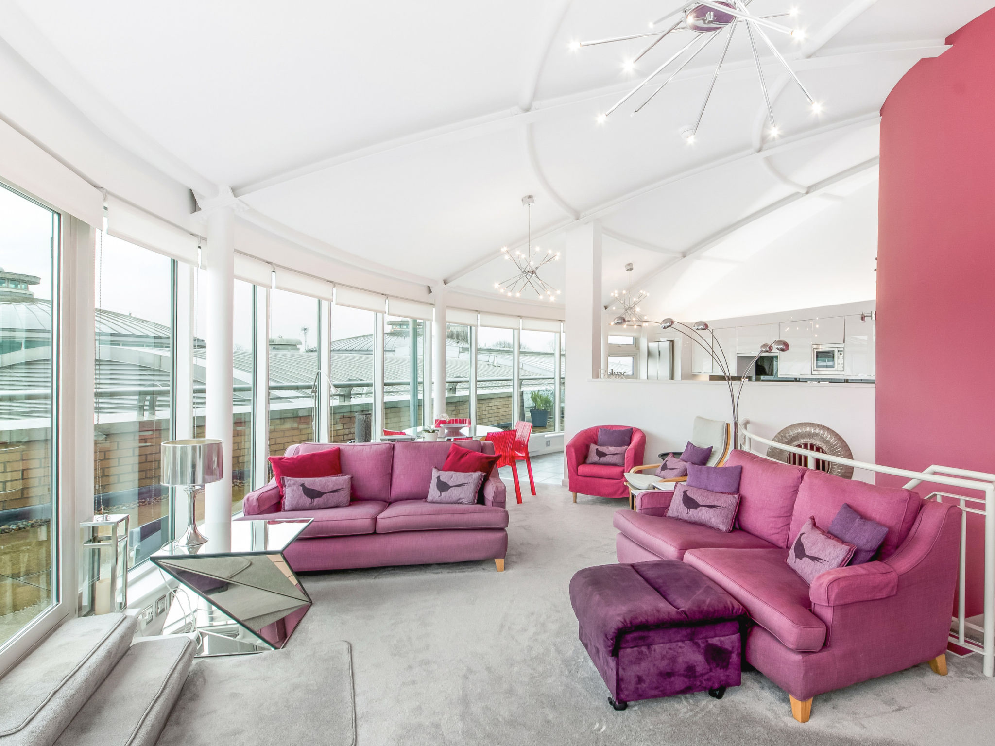 The Penthouse at 611 Westgate-Drinnen