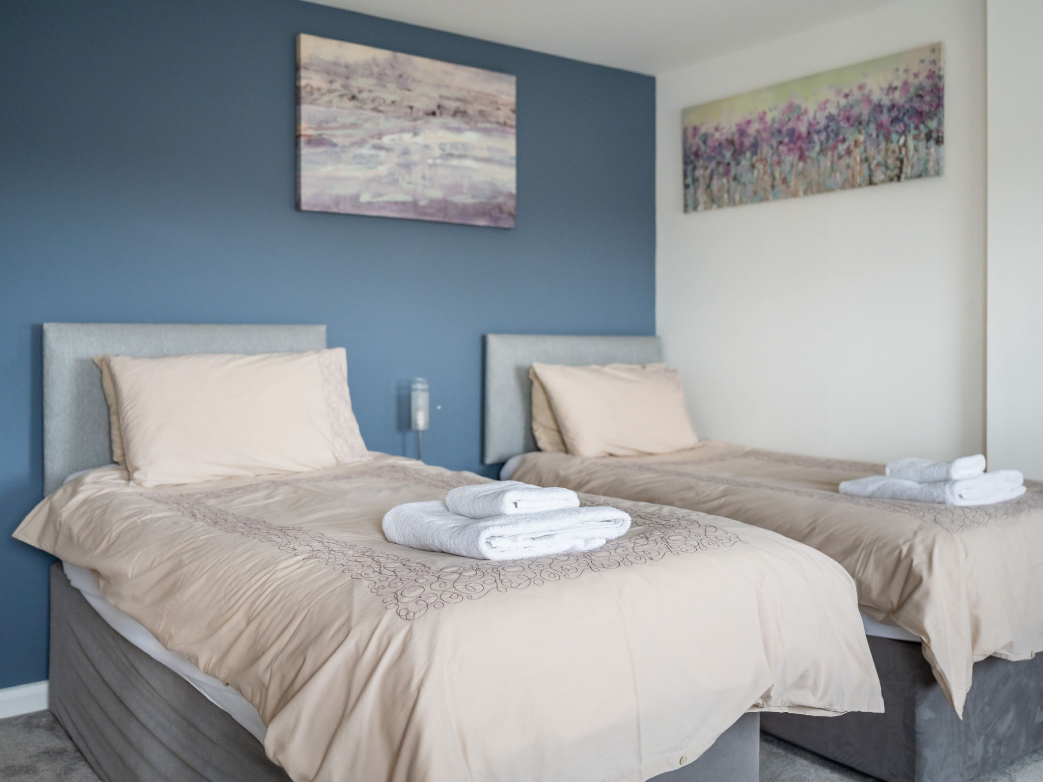 The Penthouse at 611 Westgate-Drinnen