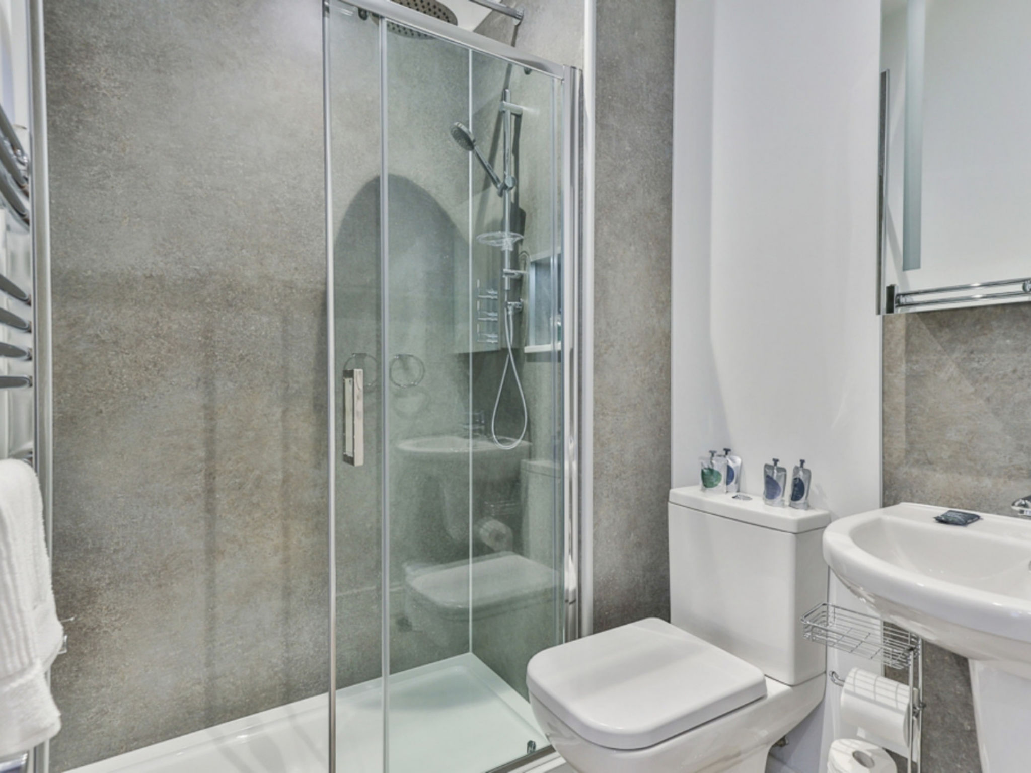 Belle House, Apt 4-Binnen