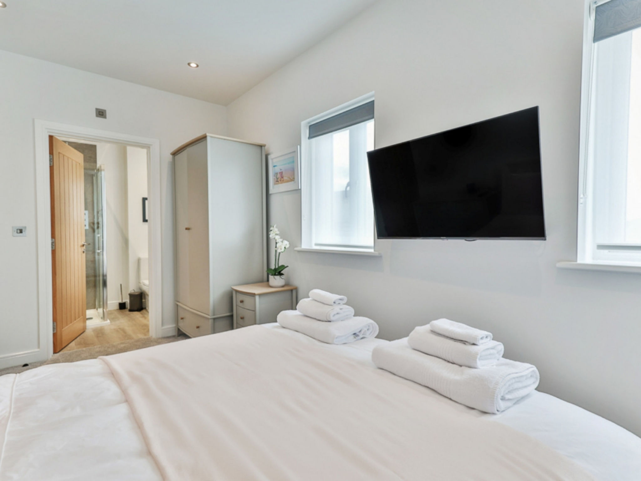 Belle House, Apt 6
