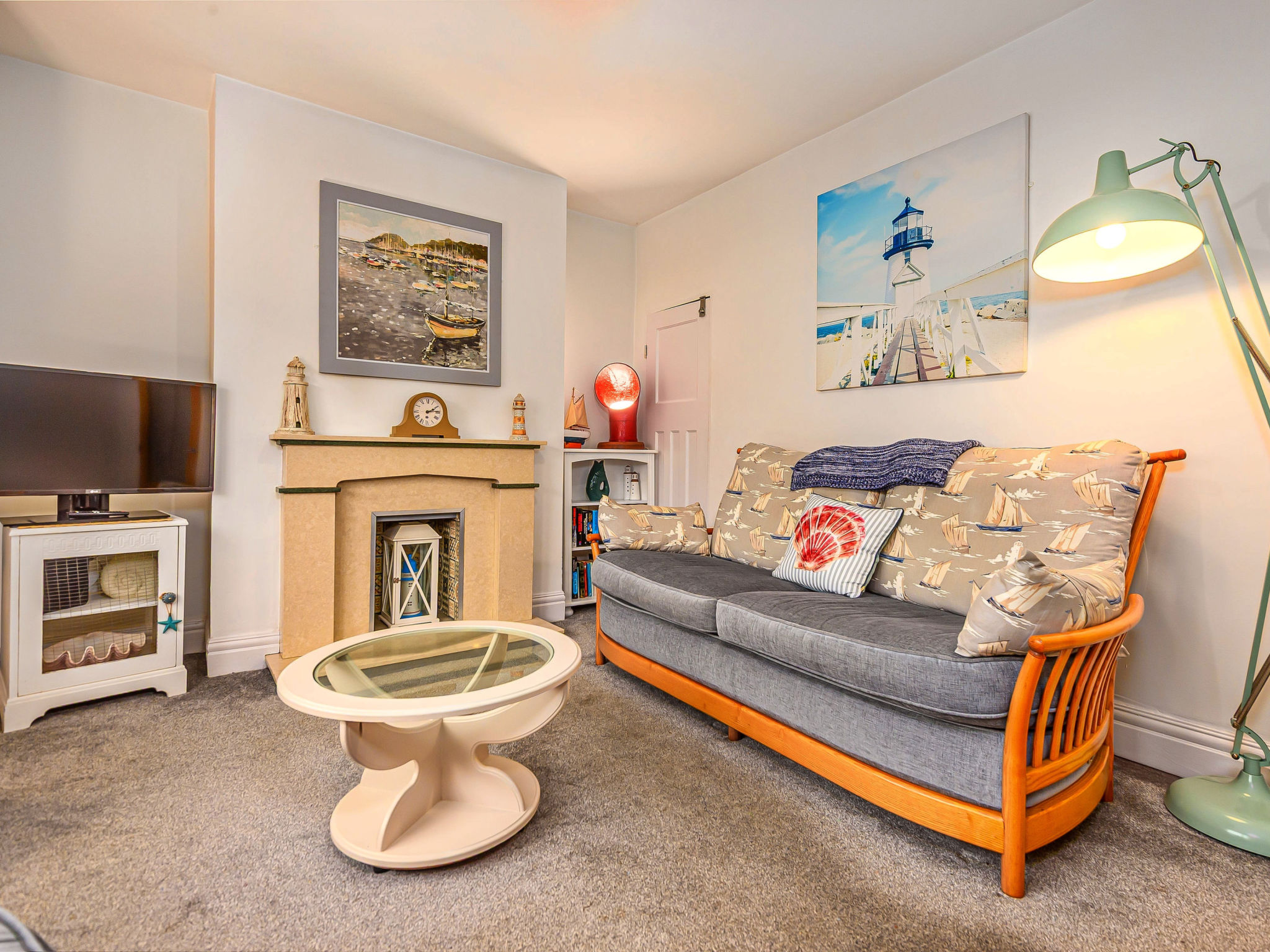 Mumbles Cottage-Binnen