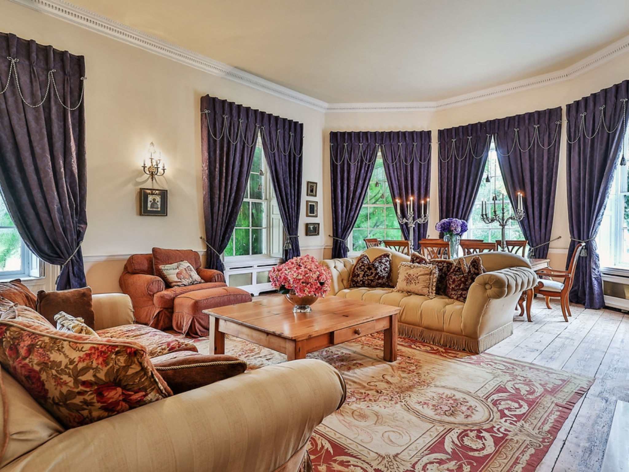Walcot Hall-Inside