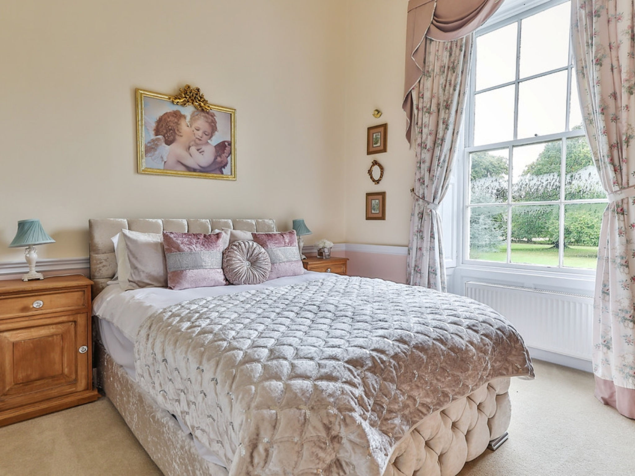 Walcot Hall-Inside