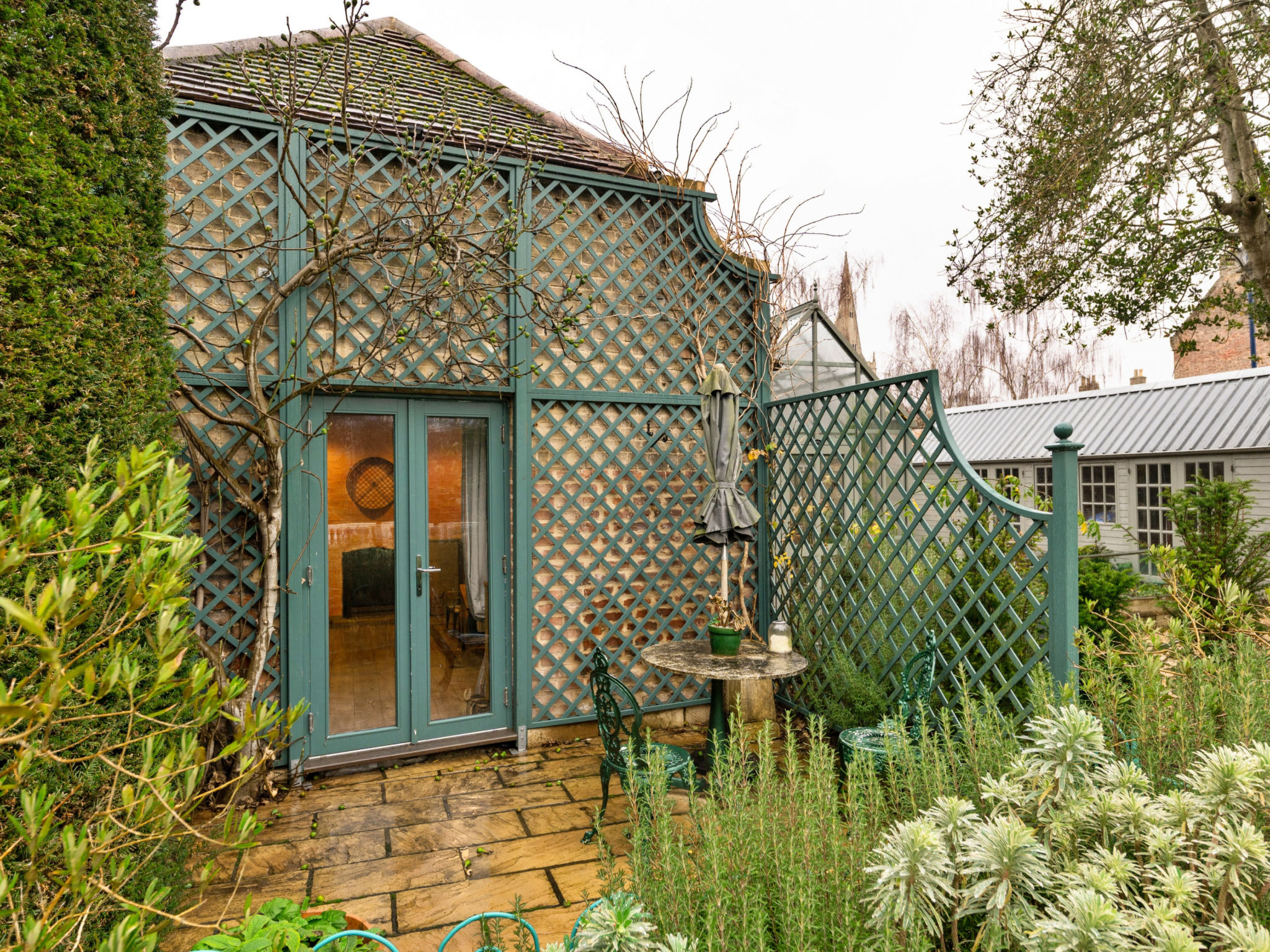 The Potting Shed at Island Hall - Draußen