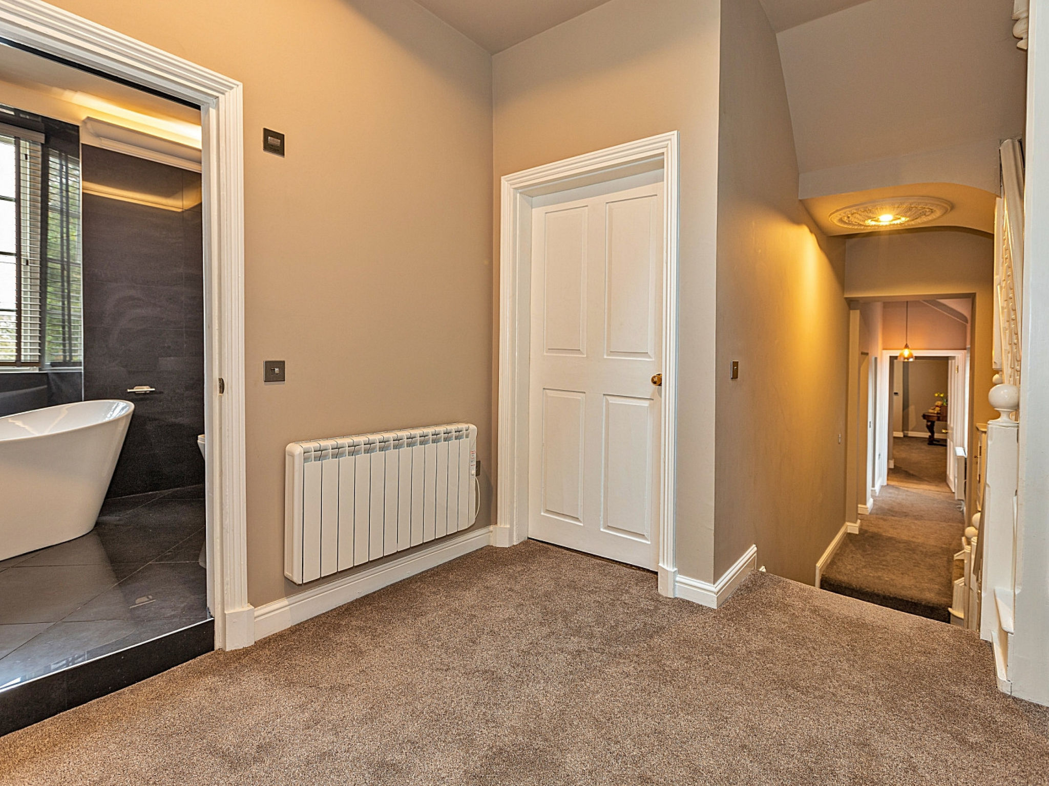 Ttich Manor Retreat-Inside