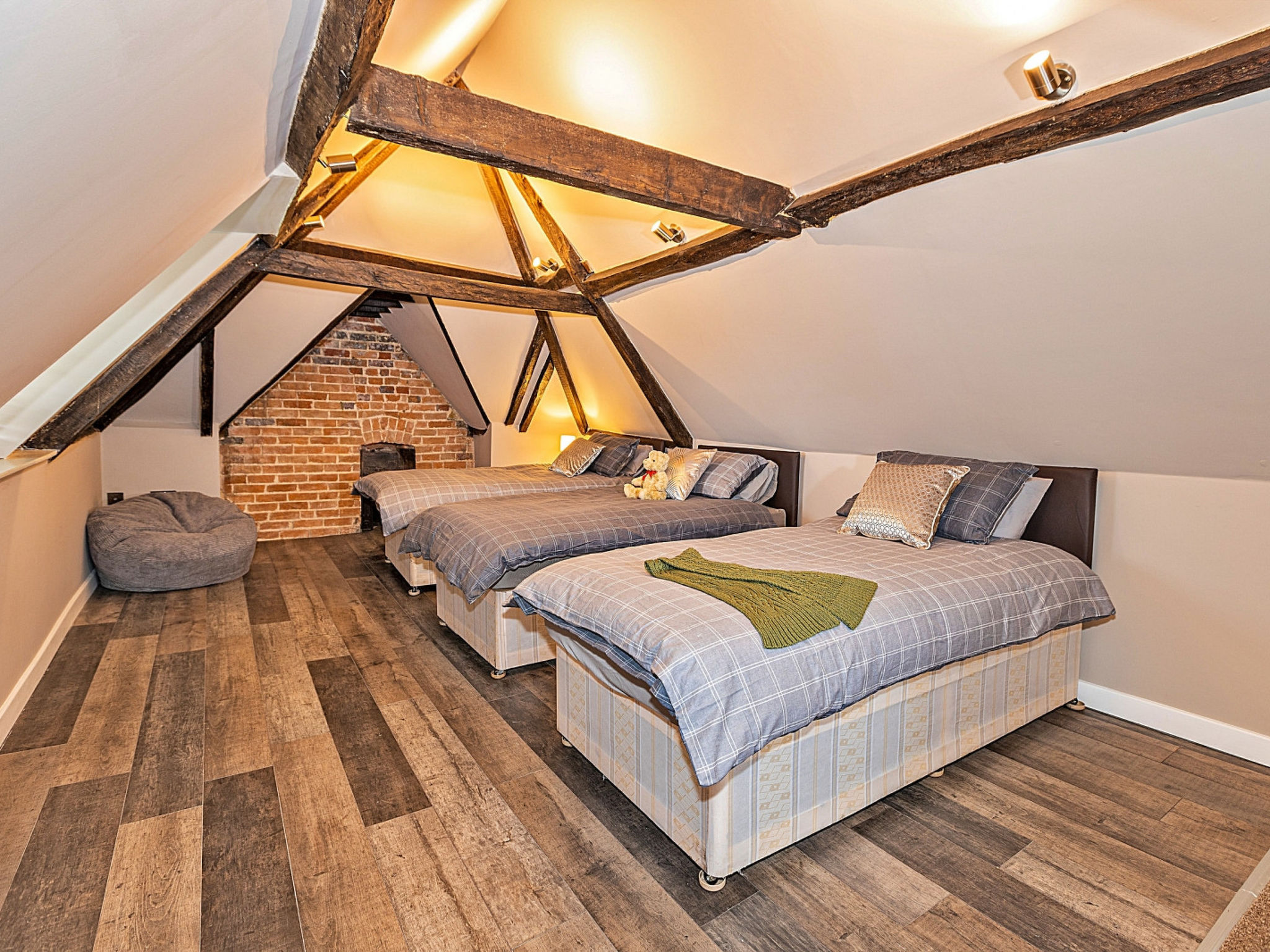 Ttich Manor Retreat-Inside