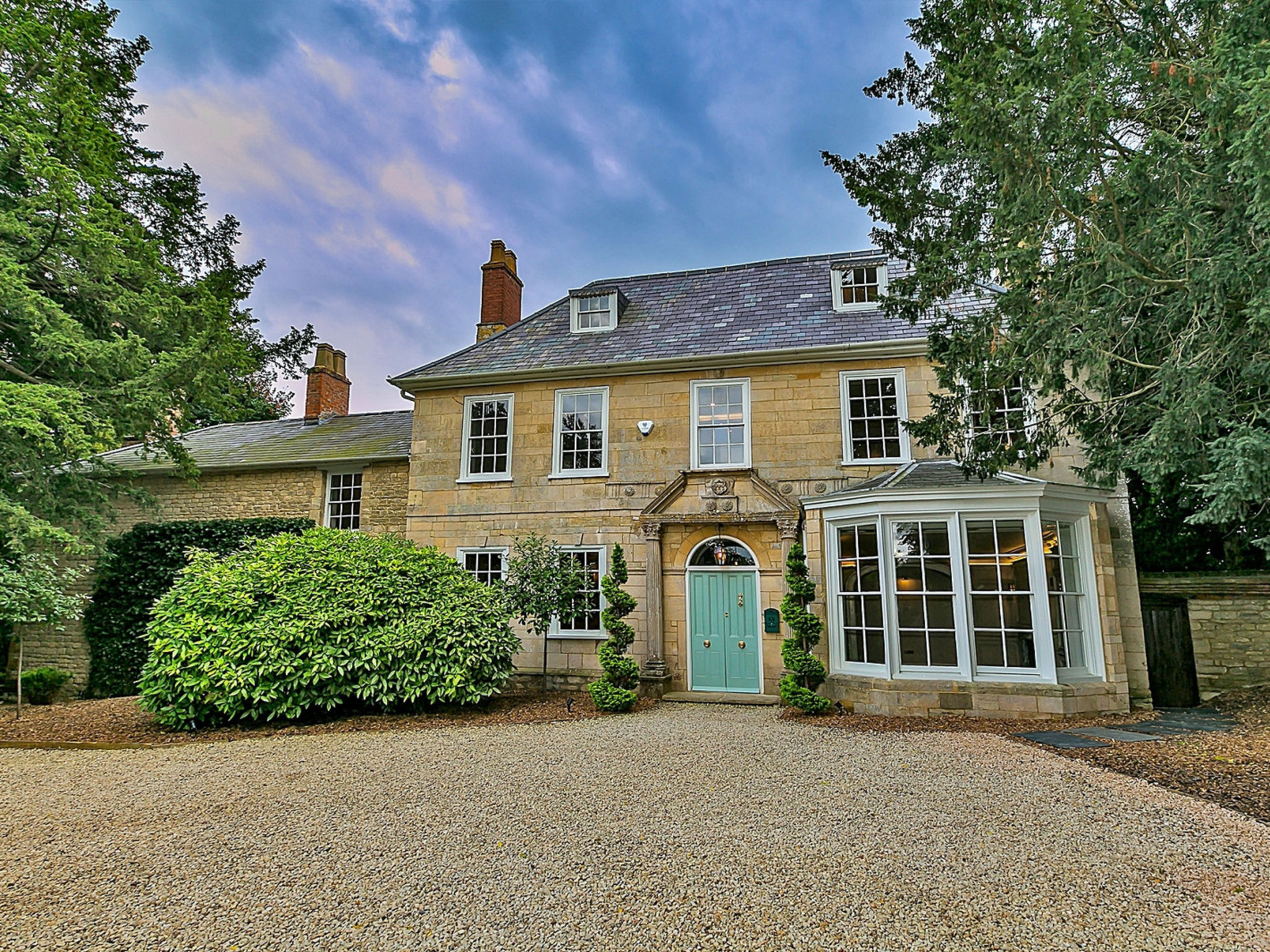 Ttich Manor Retreat-Outside