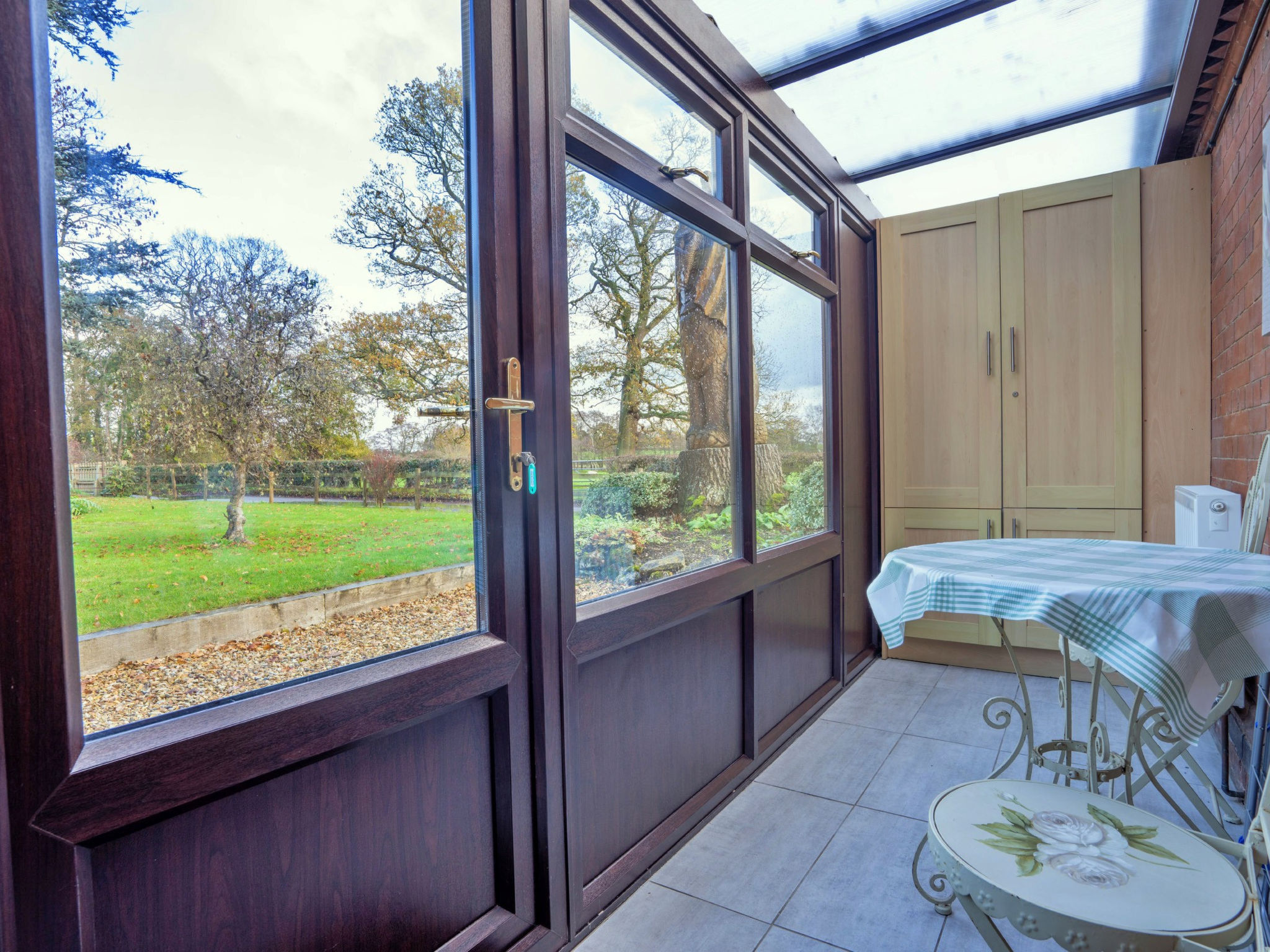 South Lodge at Longford - Binnen