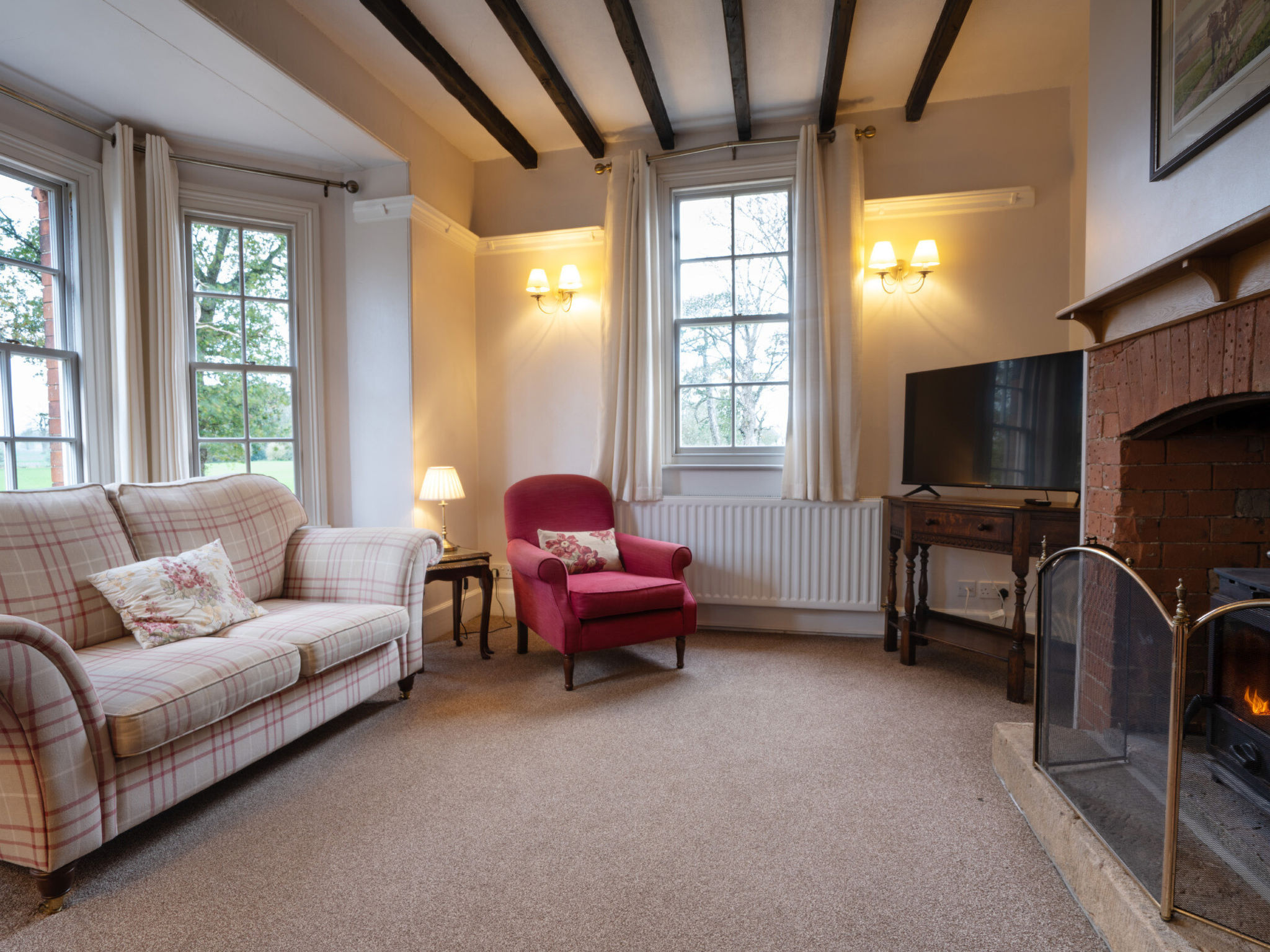 South Lodge at Longford - Binnen
