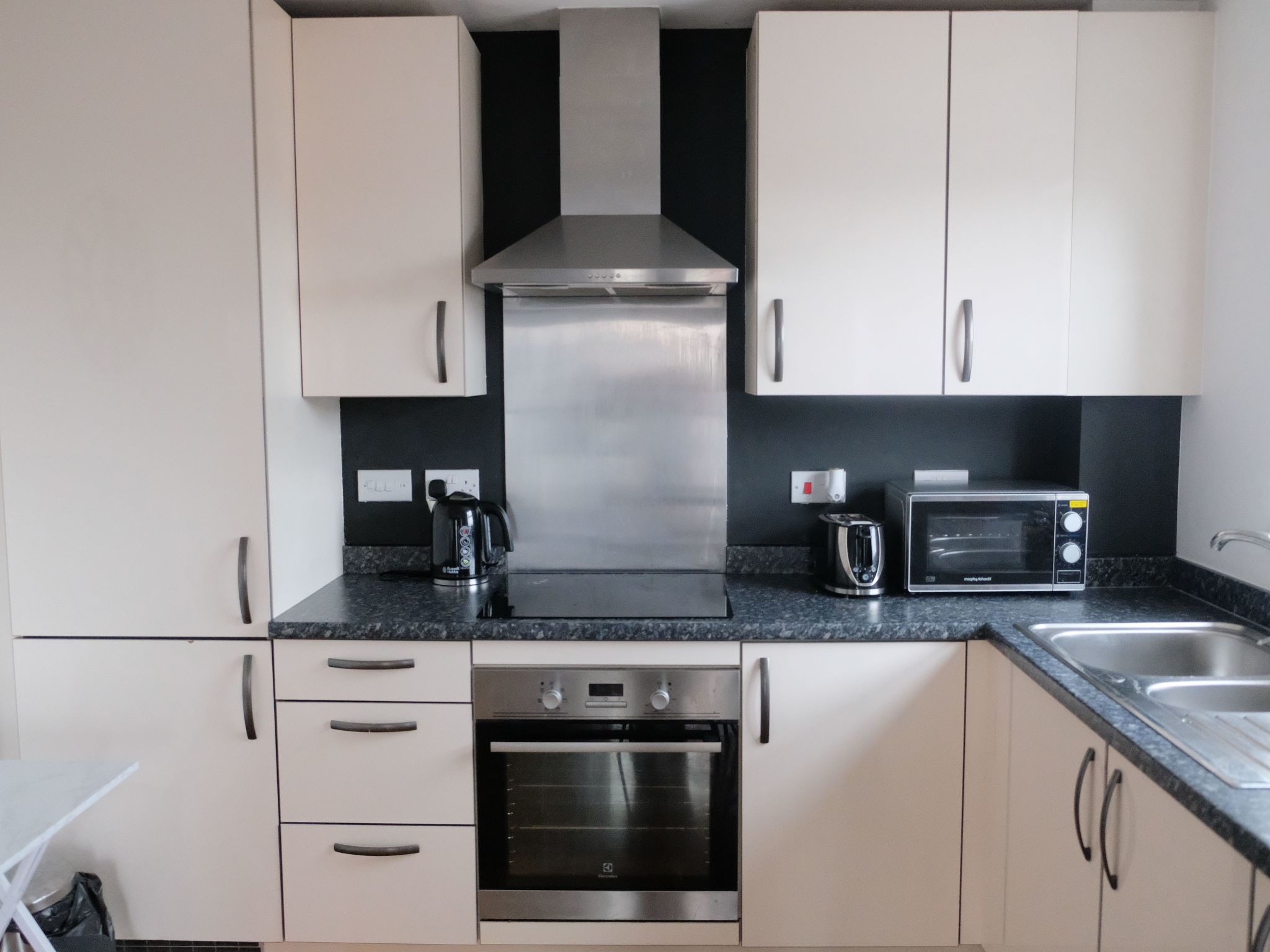 1-Schlafzimmer-Wohnung, 3 Gäste mit Parkplatz und Wi-Fi-Image-tags.info