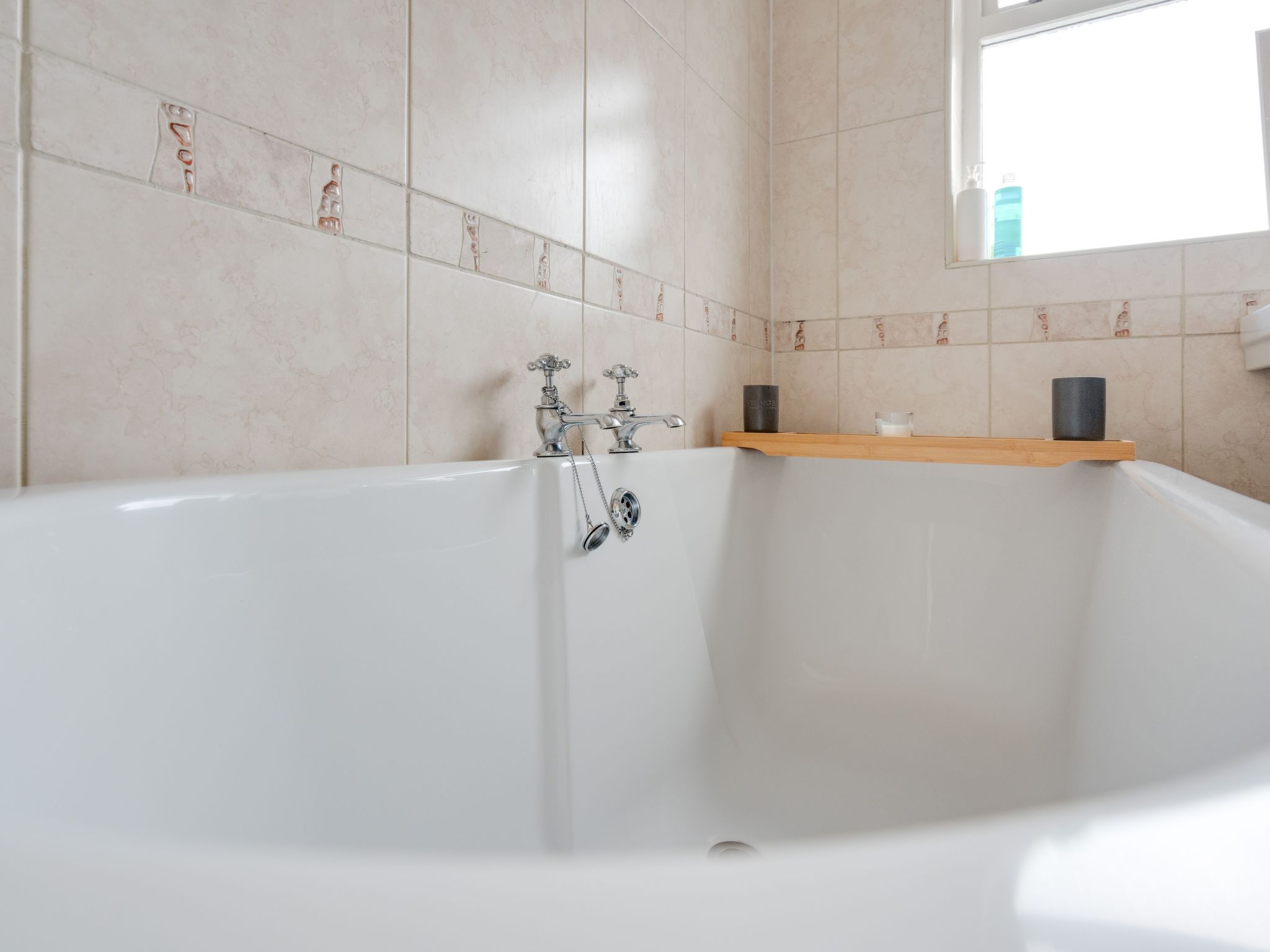 Kostenloses Parken Perfekt für lange monatliche Aufenthalte Für 6 Personen-Binnen