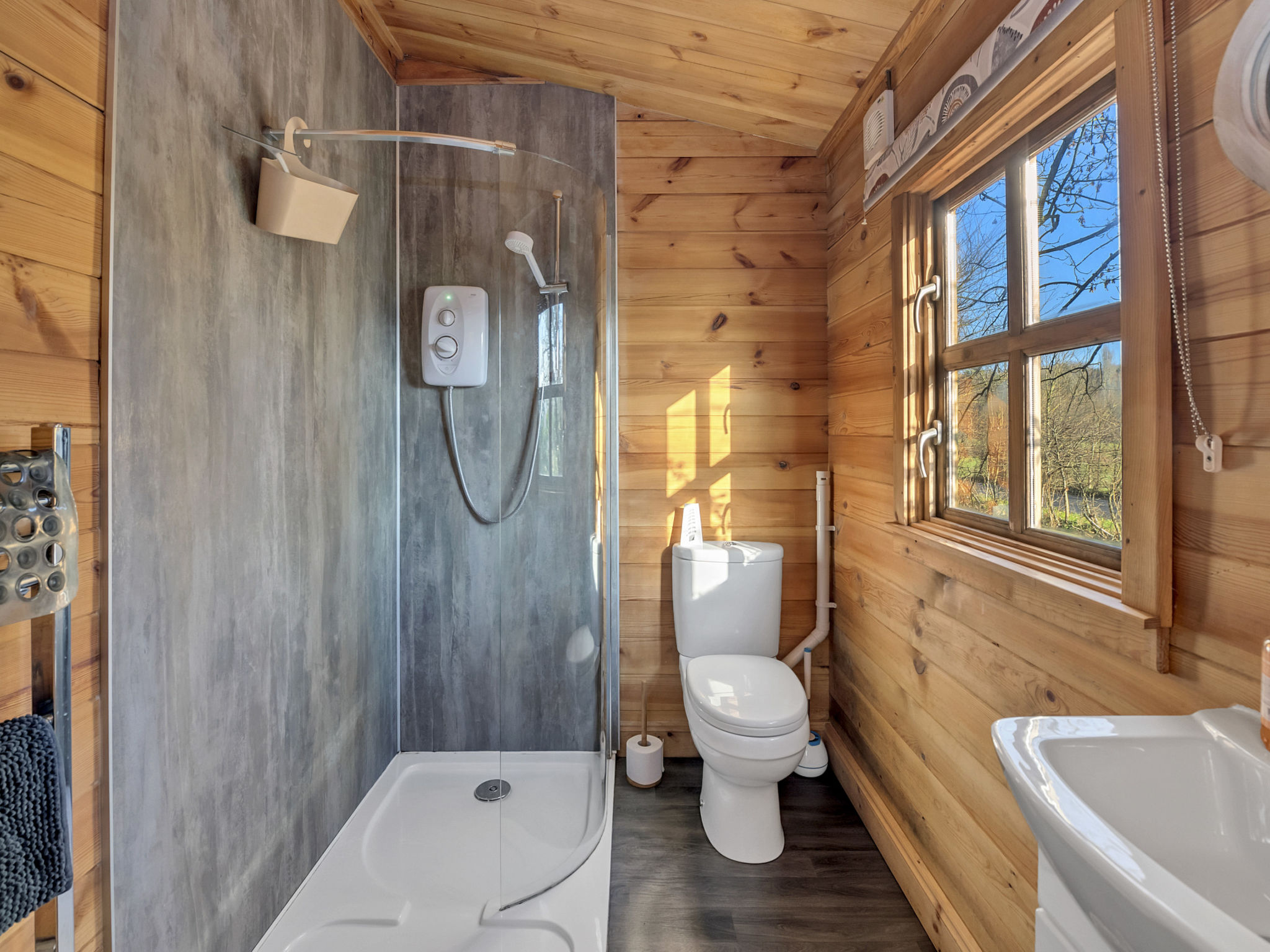 Woodland Lodge-Drinnen
