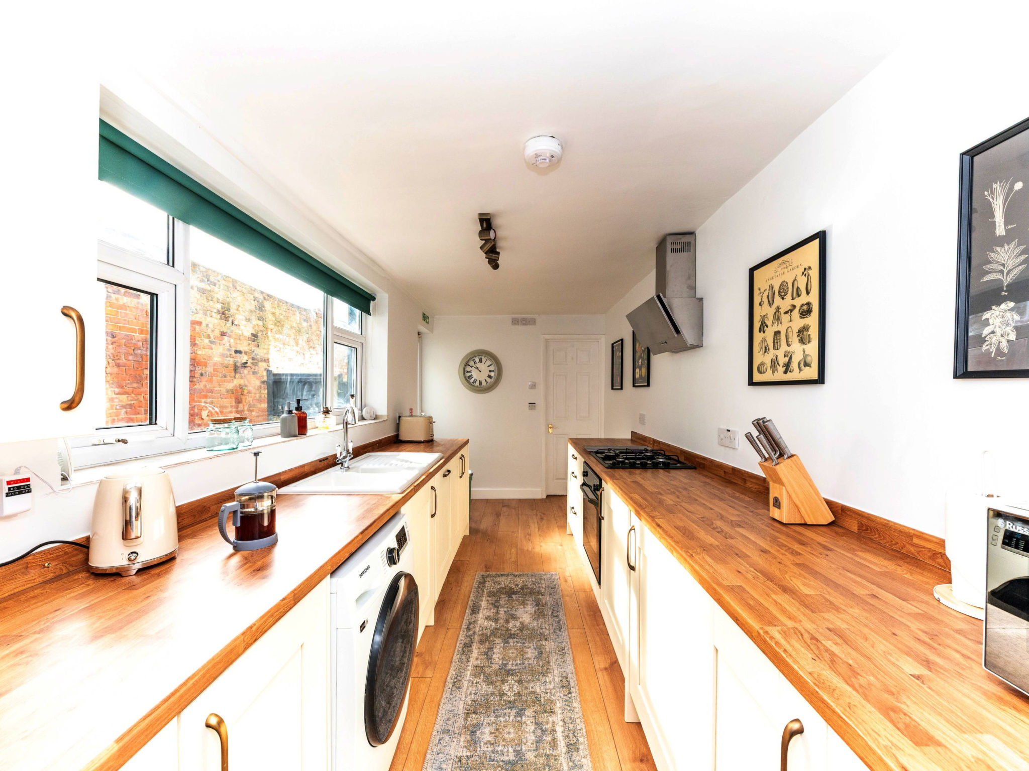 Sheila's Cottage-Dedans