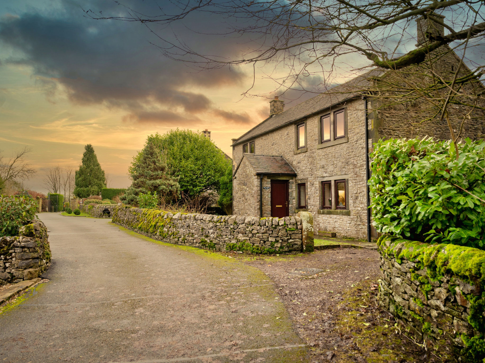 The Shires at Alstonefield