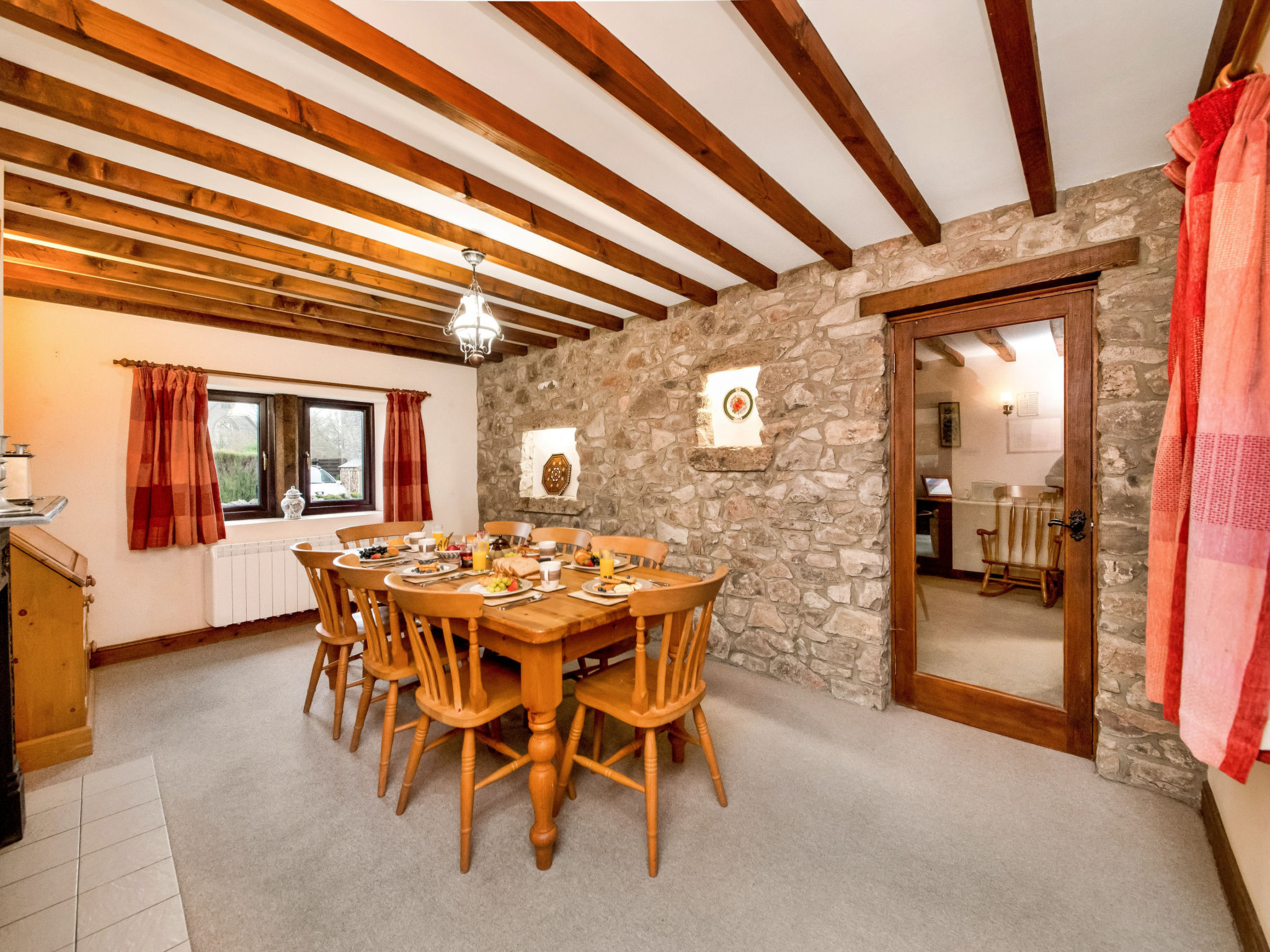 The Shires at Alstonefield-Binnen