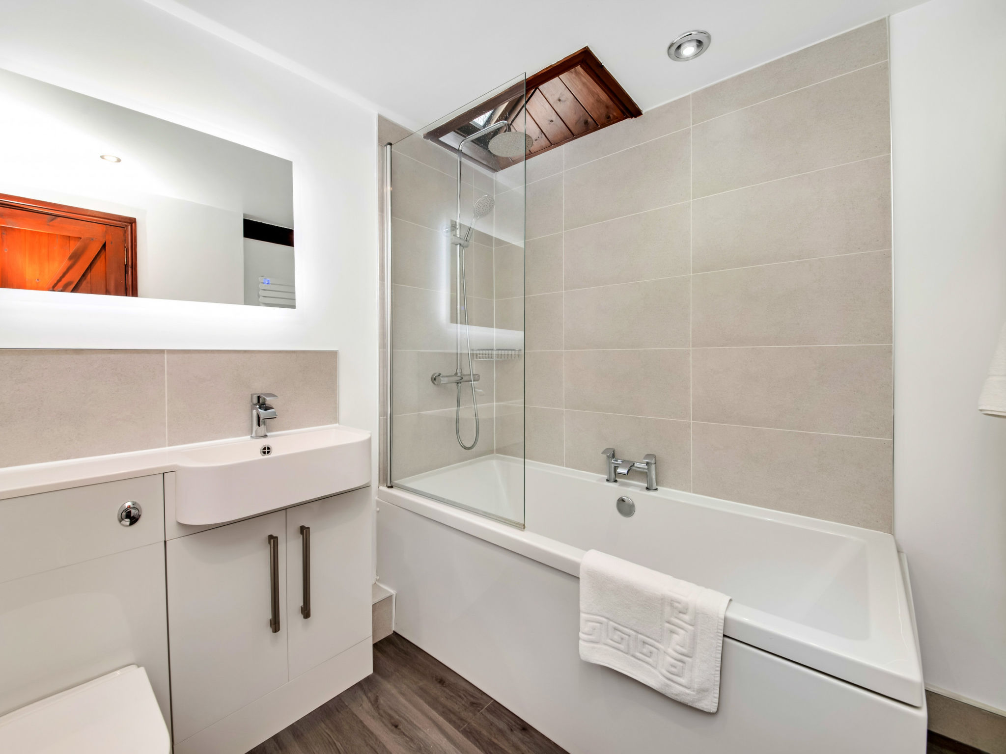 The Shires at Alstonefield-Binnen