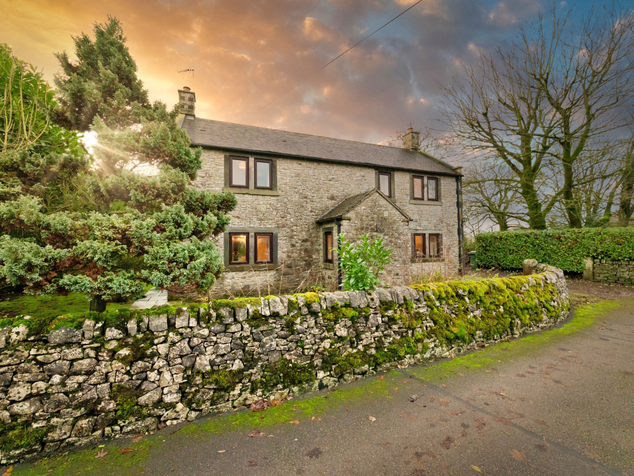 The Shires at Alstonefield