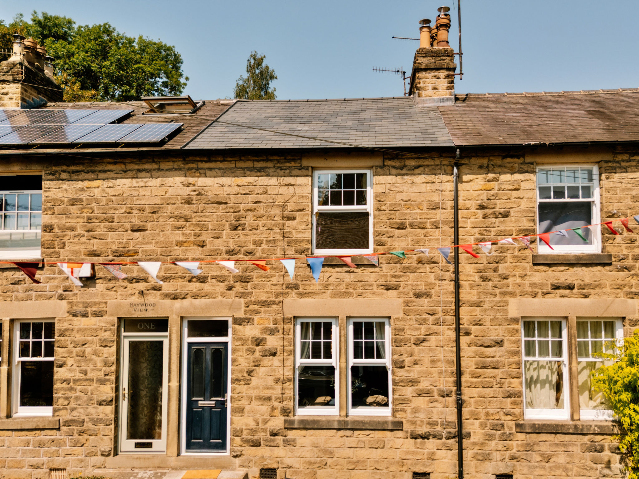 2 Haywood View