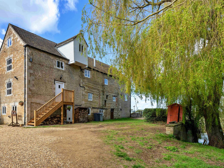 8-persoons vakantiehuis Fletland Mill in Peterborough met open haard in Peterborough