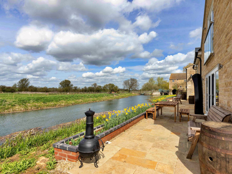 6-persoons vakantiehuis The Holt in Peterborough met open haard in Peterborough