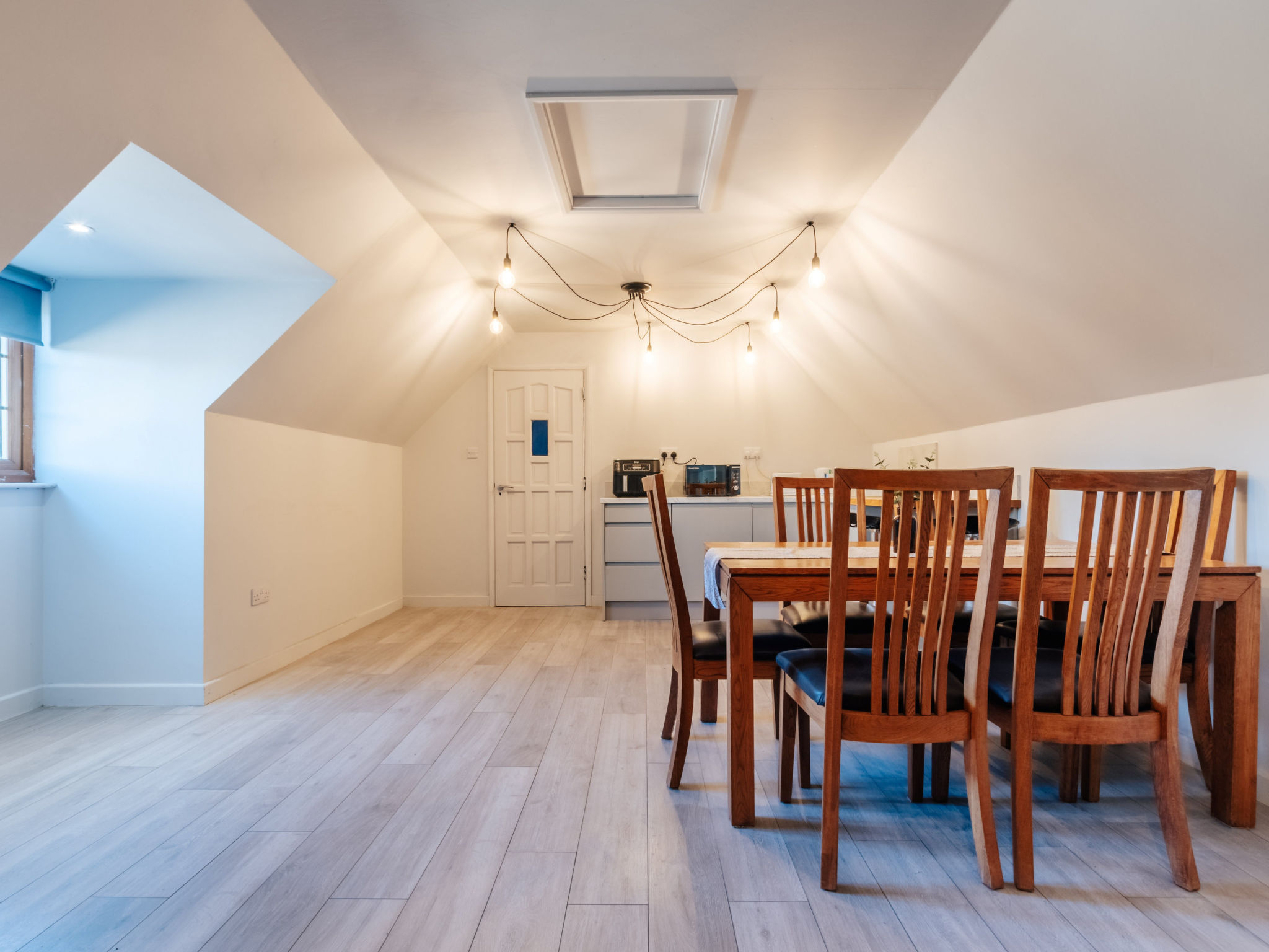 Hazel Rose Cottage-Drinnen