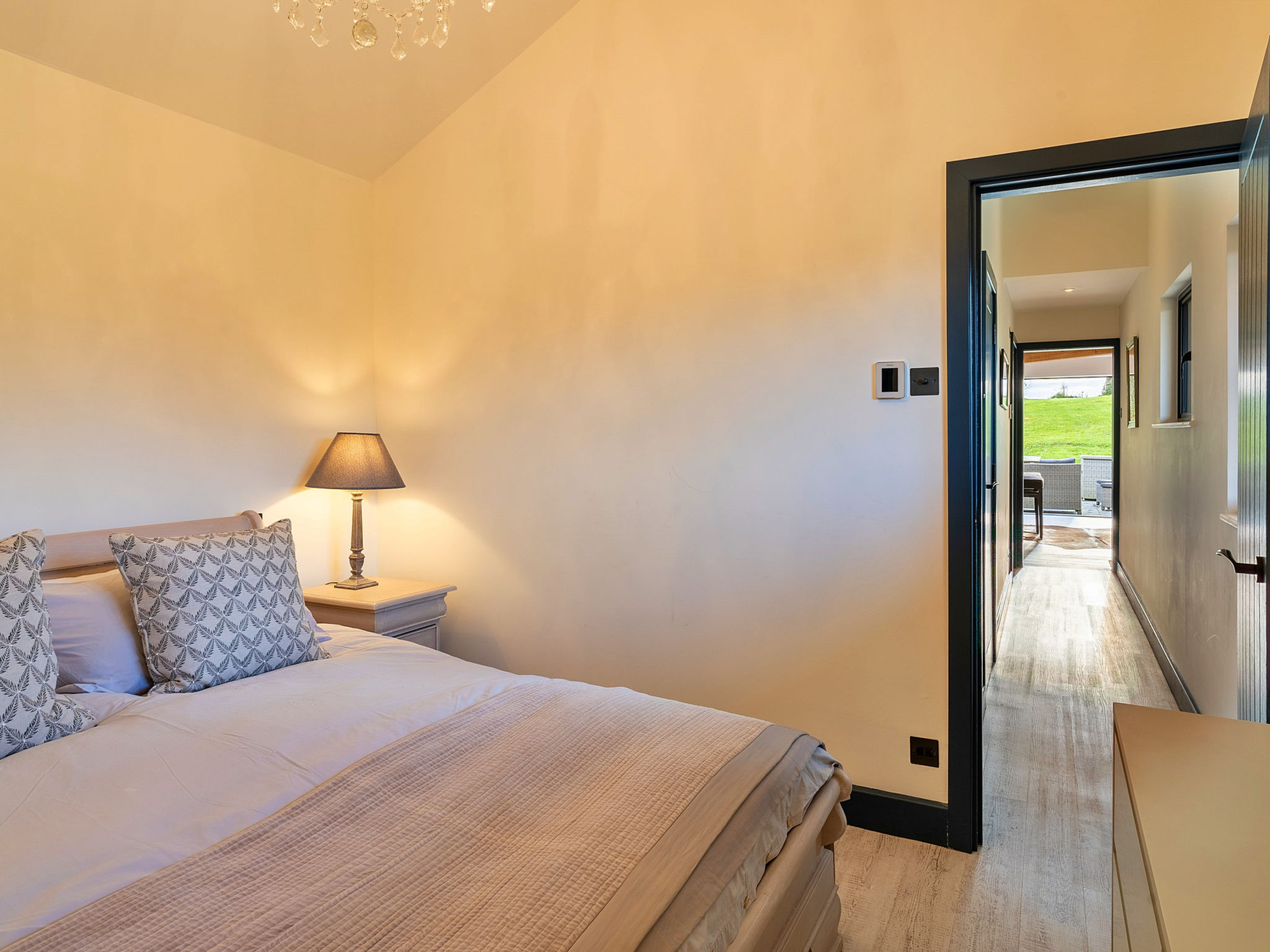 The Stables at Lilac Cottage-Binnen