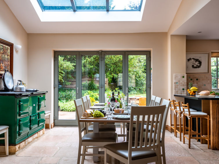 6-persoons vakantiehuis Ryeworth Cottage in Kingham met verwarmd zwembad in Kingham