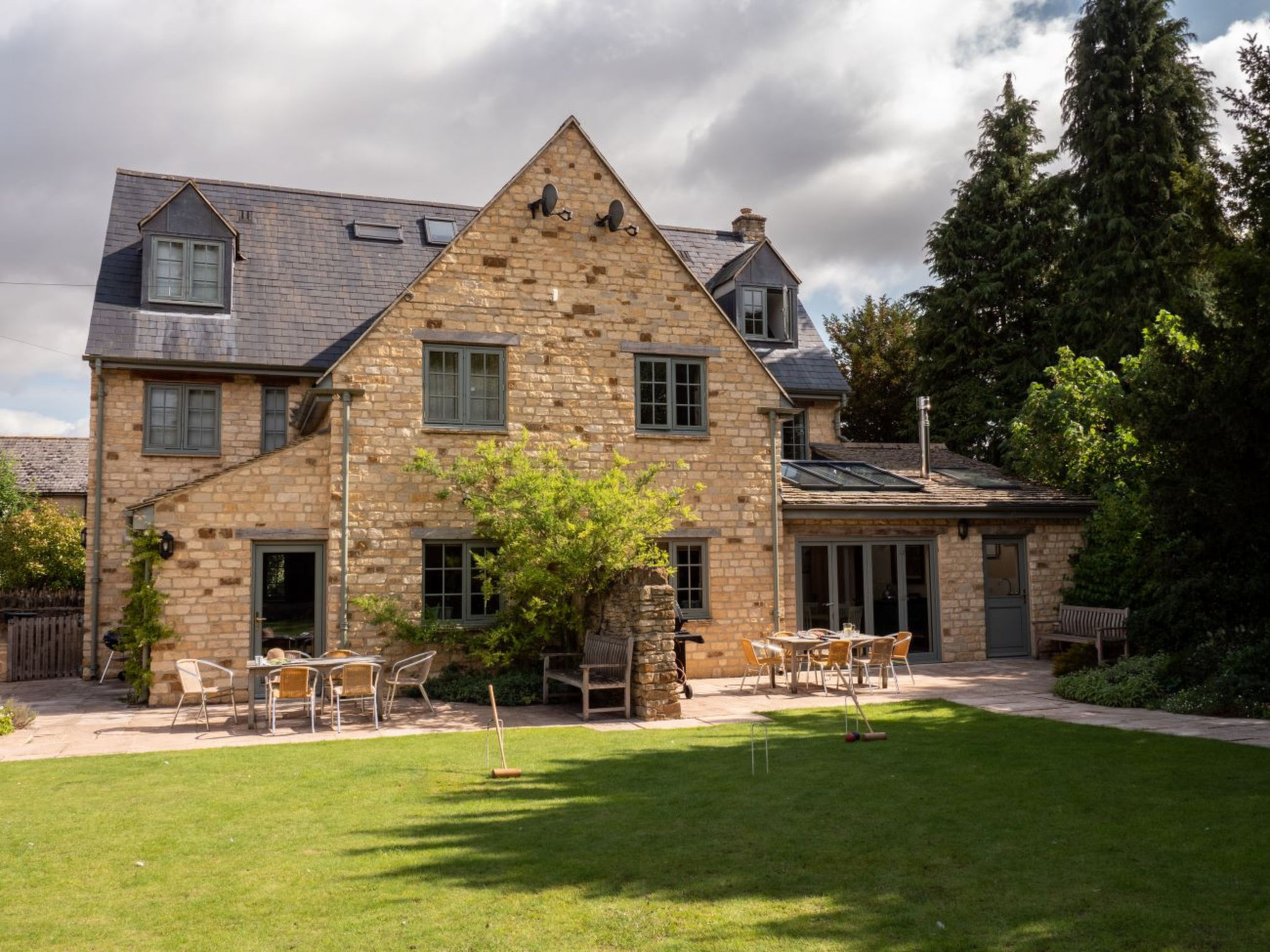 Ryeworth Cottage-Buiten