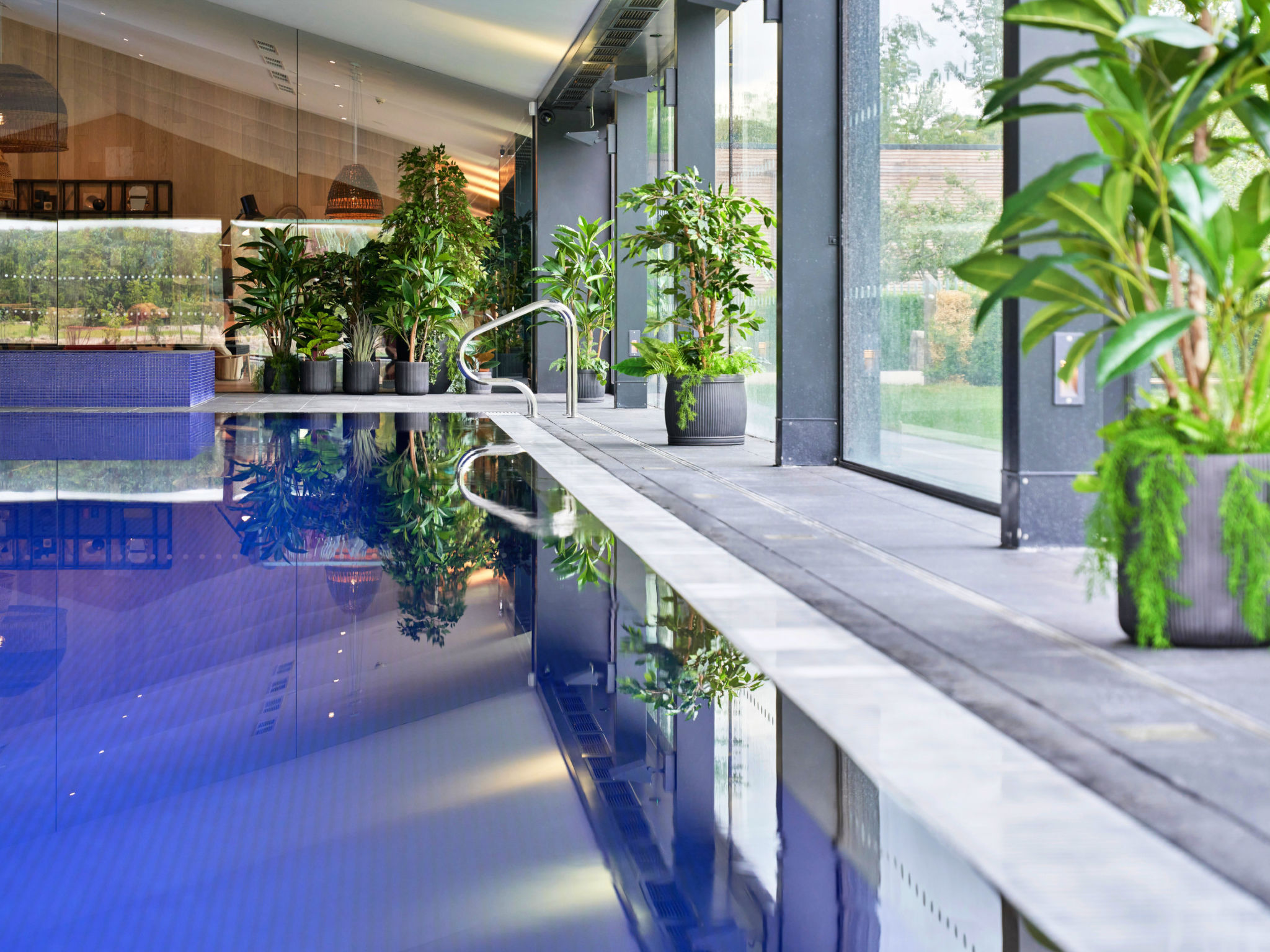 The Glass House at The Lakes by Yoo - Binnen