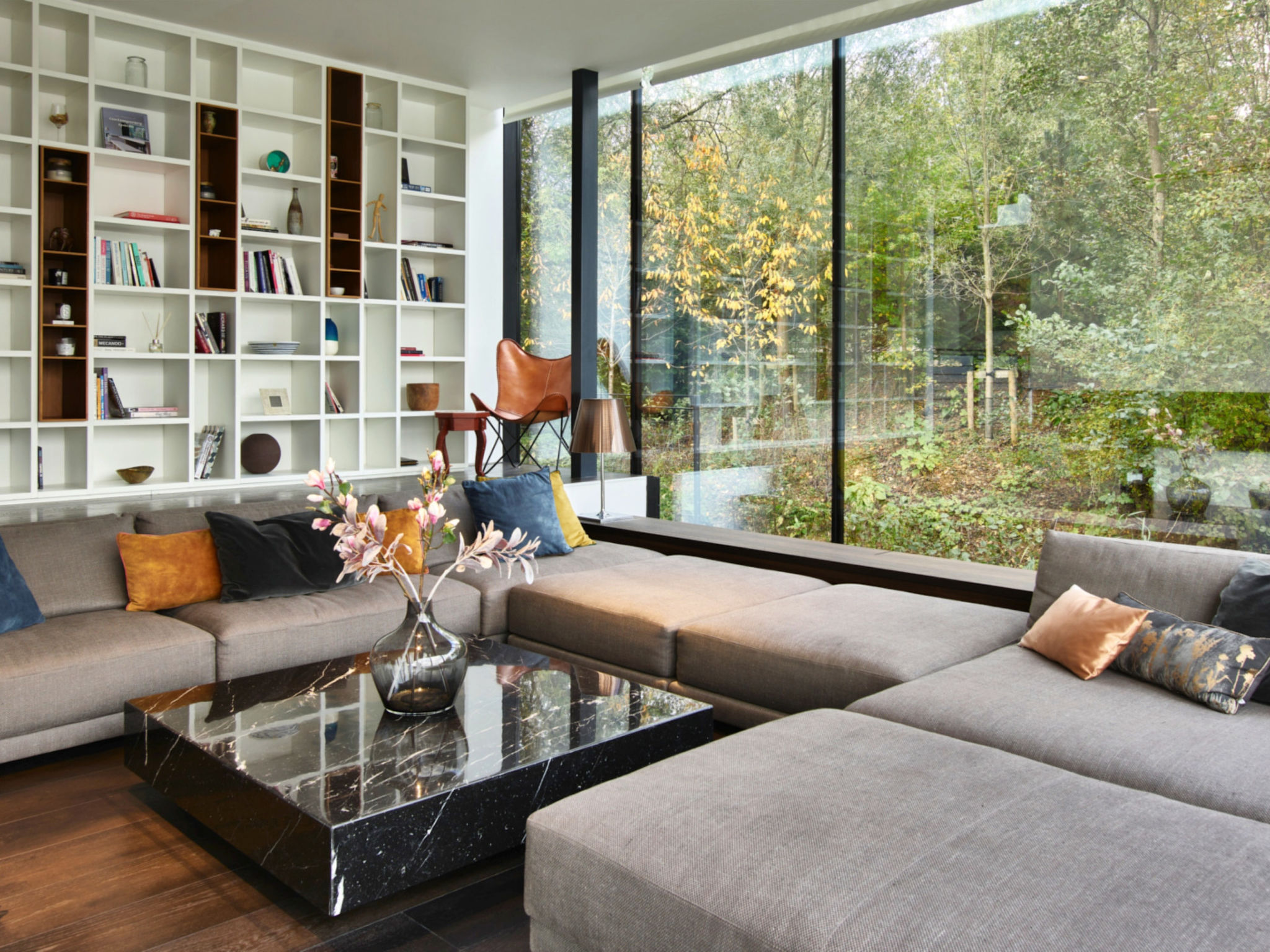 The Glass House at The Lakes by Yoo - Binnen