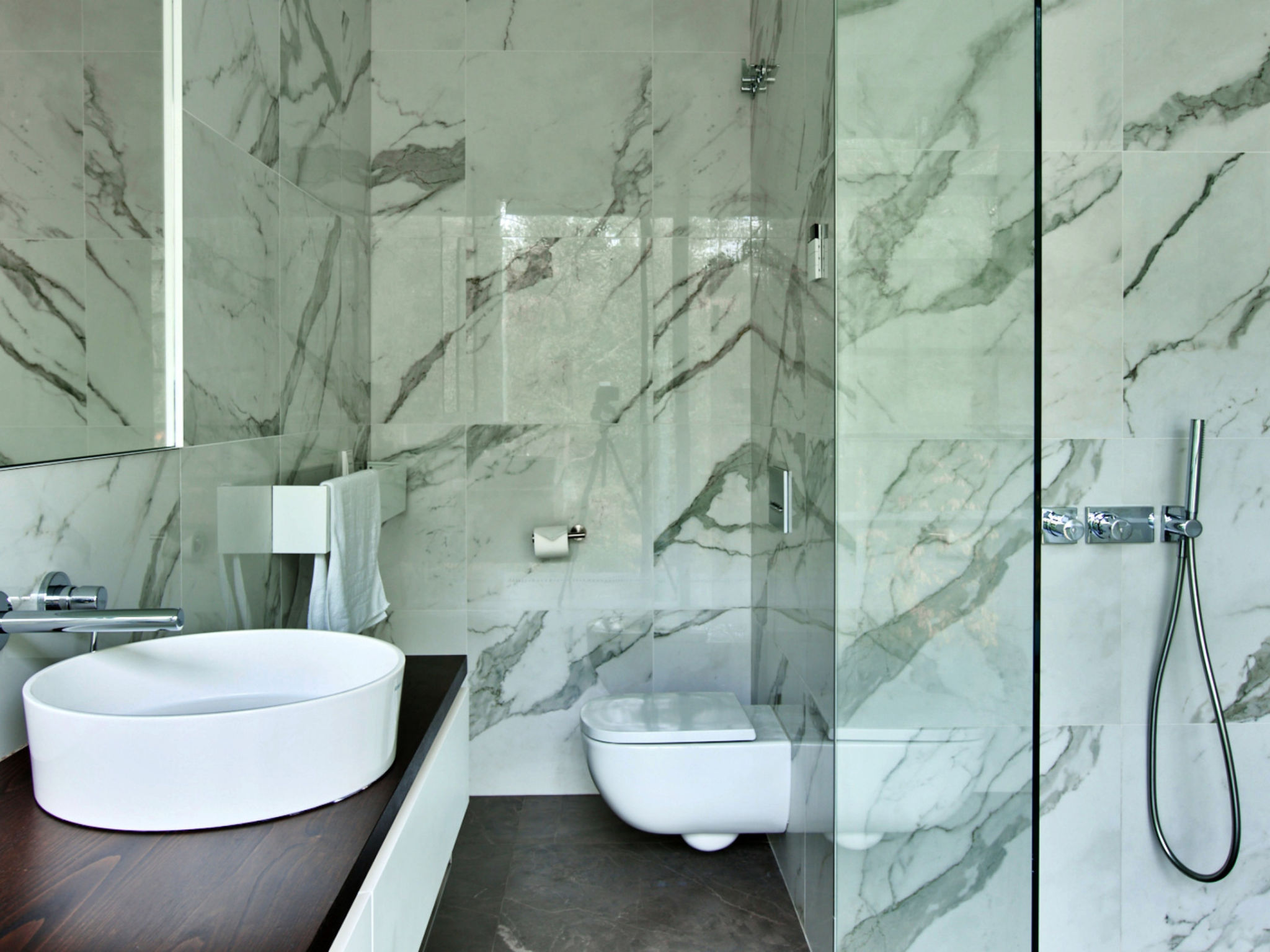 The Glass House at The Lakes by Yoo - Binnen