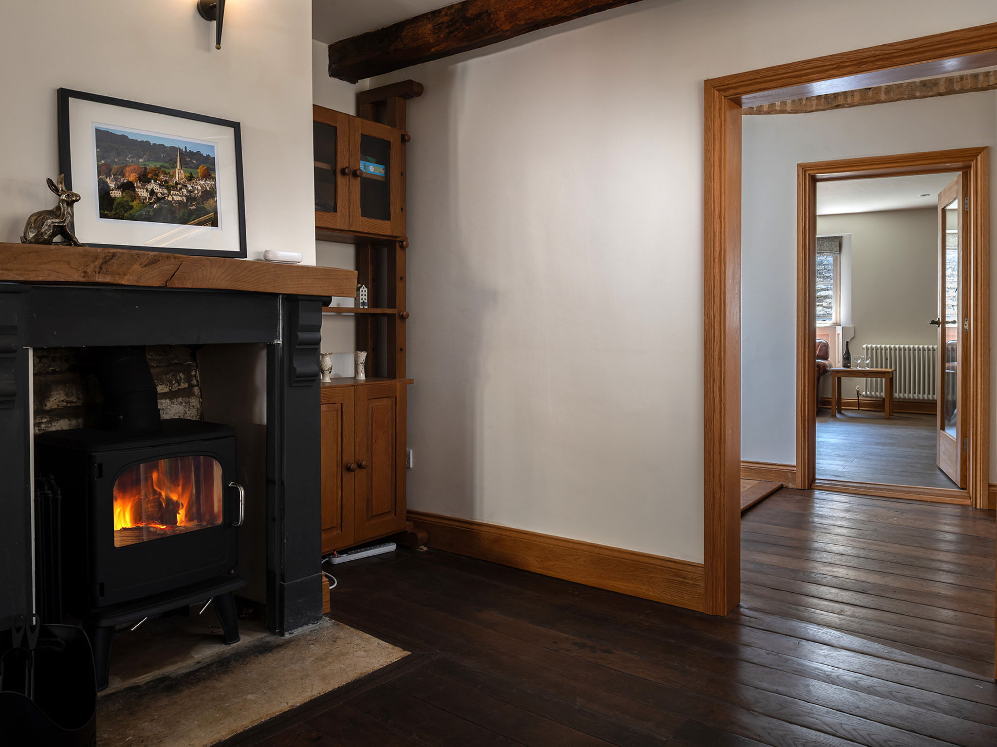 The Painswick Retreat - Binnen