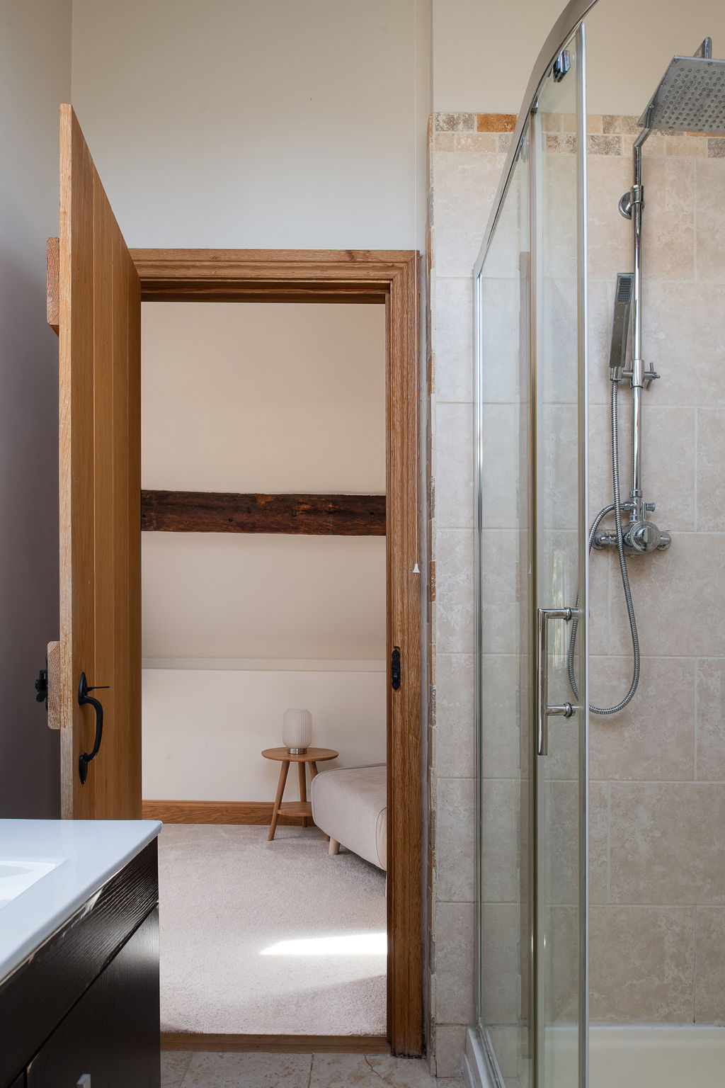 The Painswick Retreat - Binnen